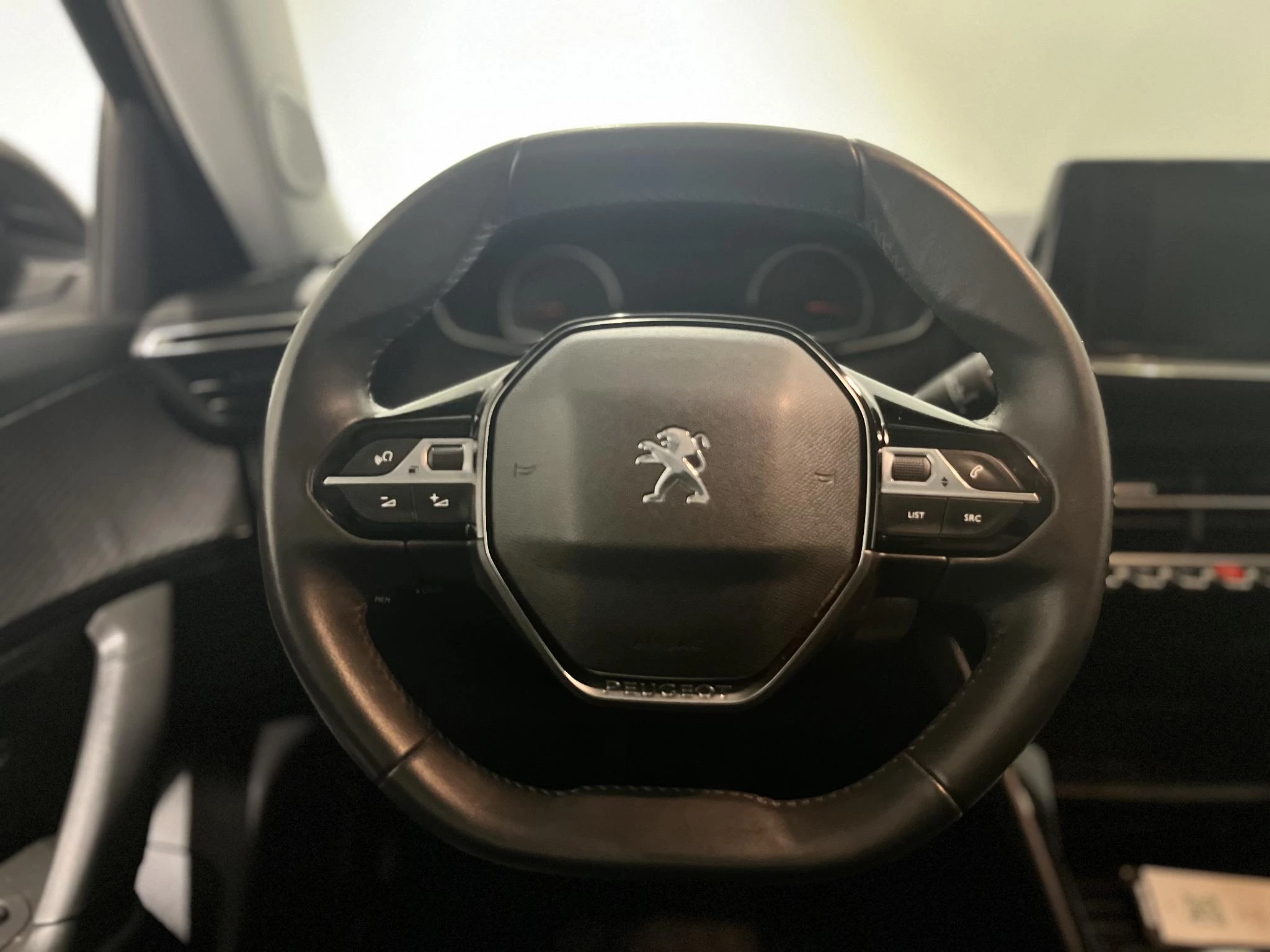 Peugeot-2008-image-5