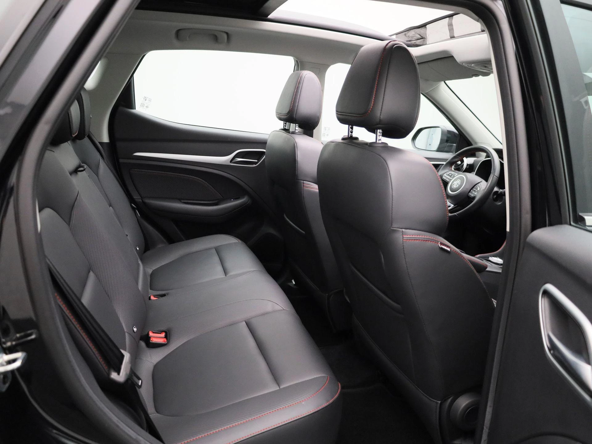 MG ZS EV Long Range Luxury 70 kWh