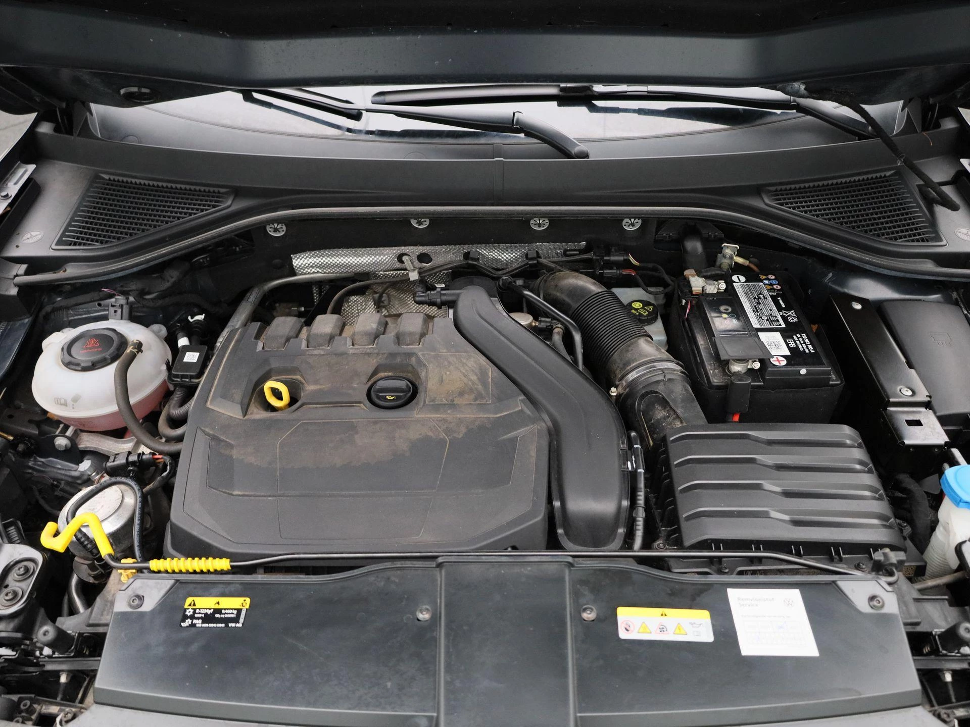 Volkswagen-T-Roc-image-37