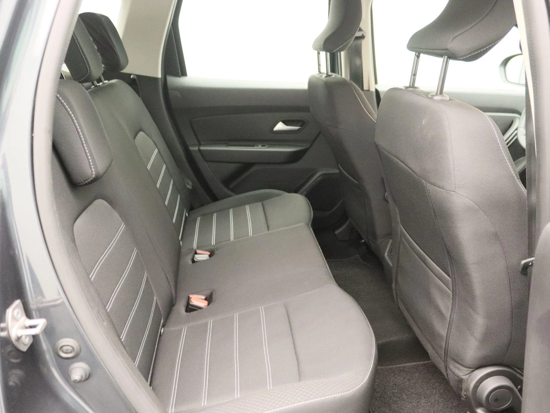 Dacia-Duster-image-23