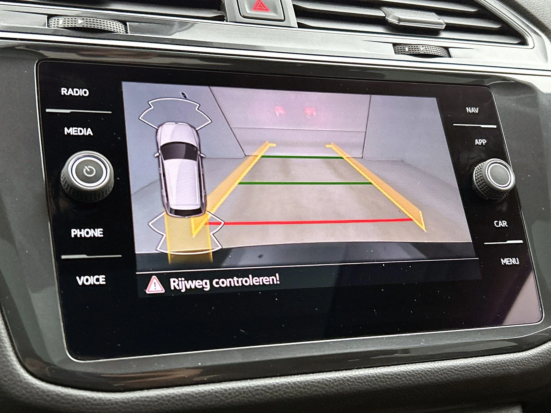 Volkswagen-Tiguan Allspace-image-11
