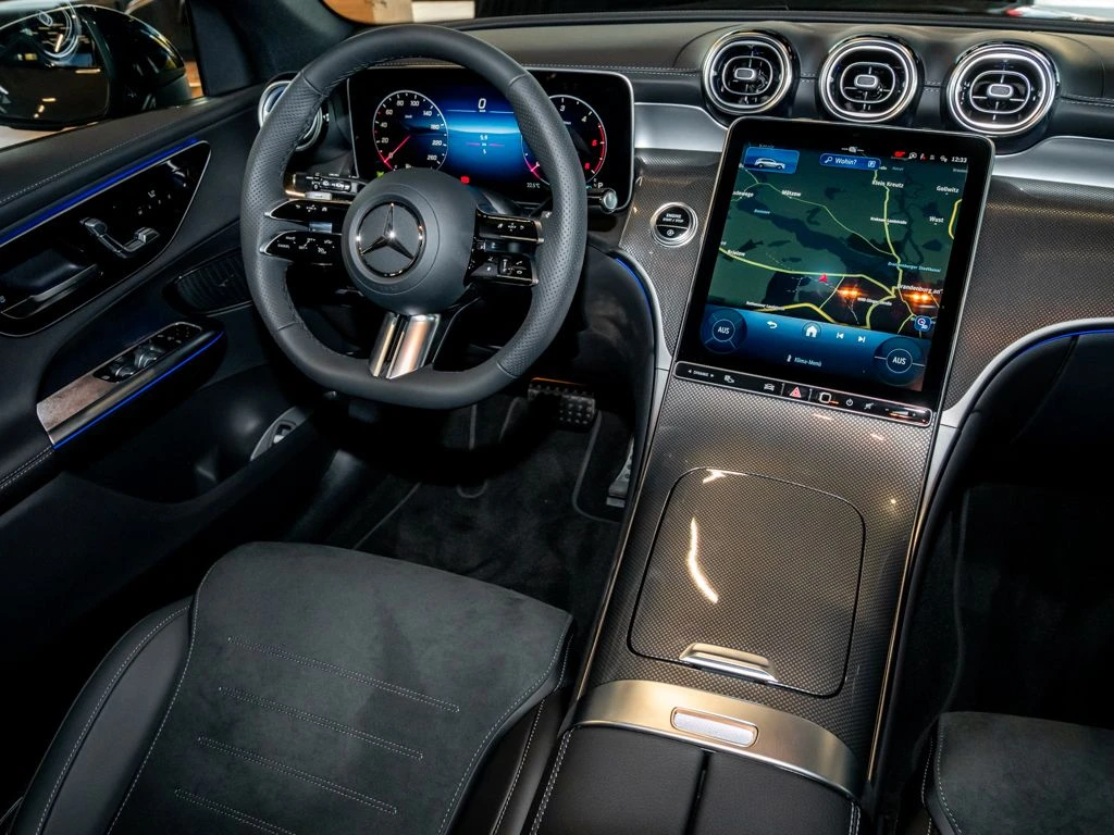 Mercedes-Benz-GLC 200 d-image-8
