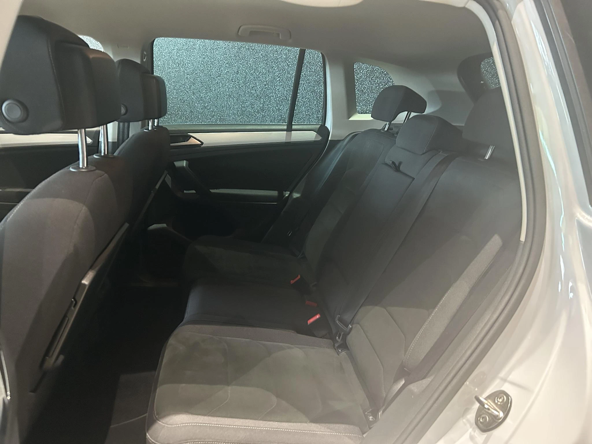 Volkswagen-Tiguan-image-6