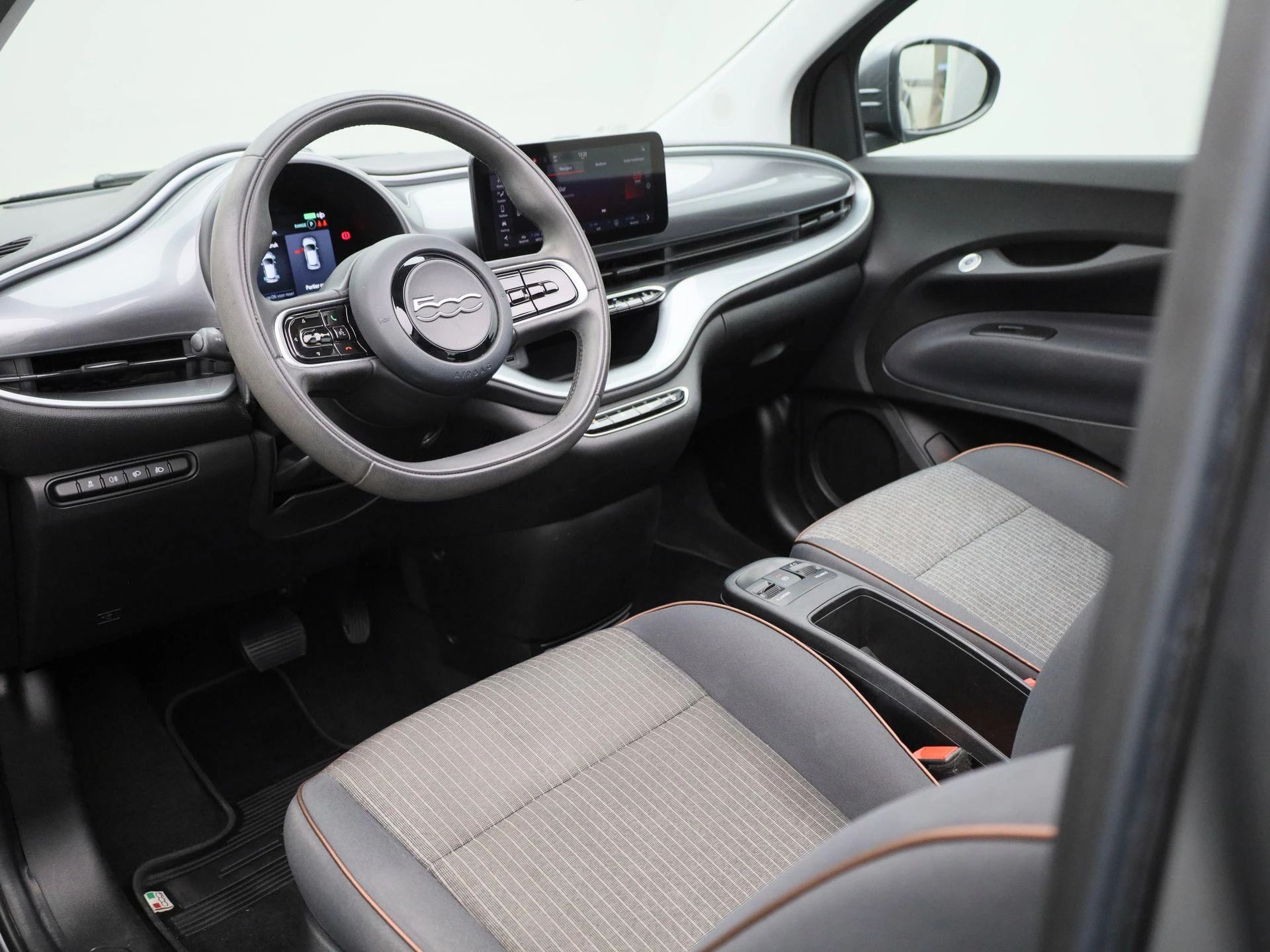 Fiat-500C-image-15