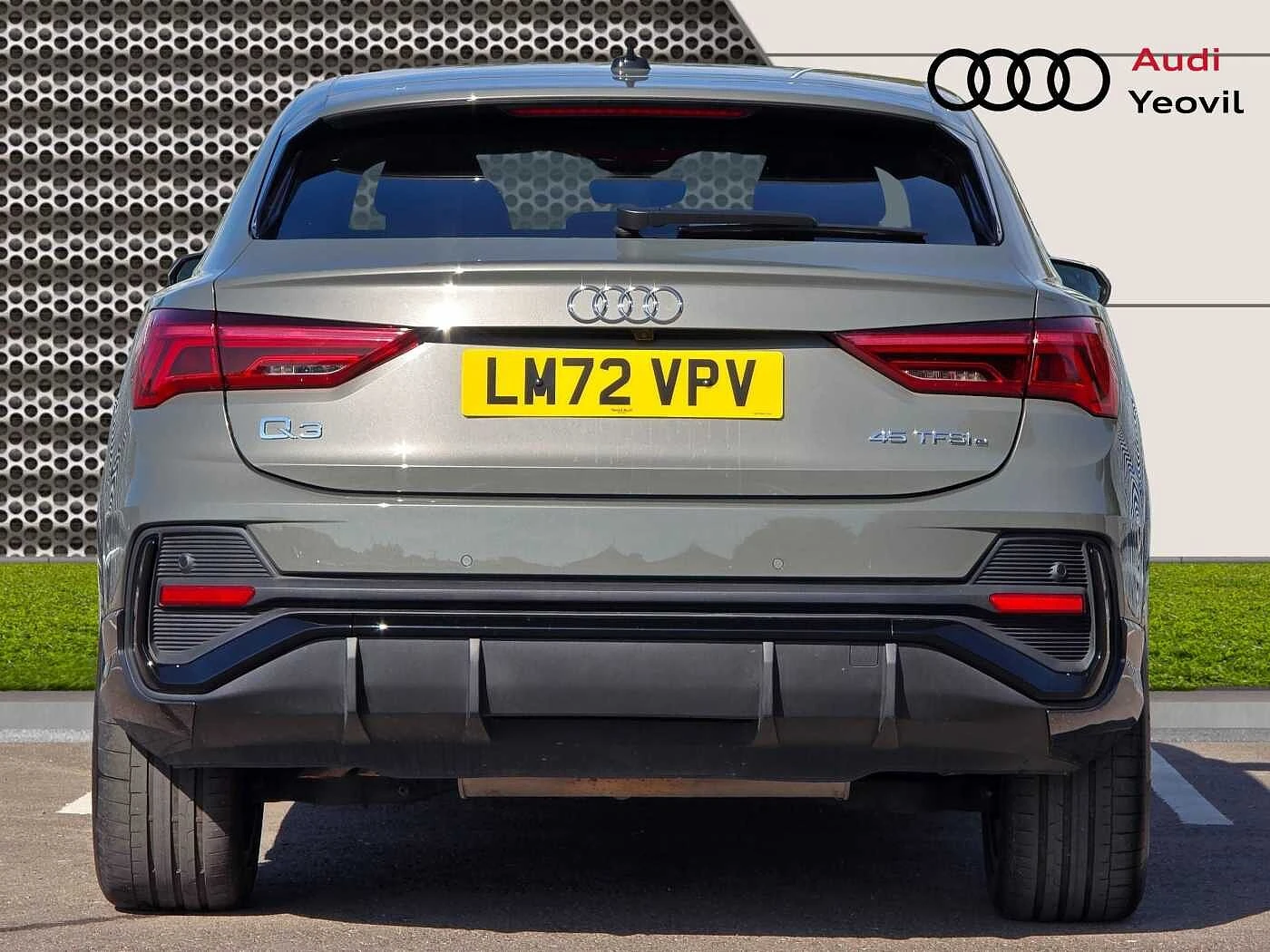 Audi-Q3-image-11