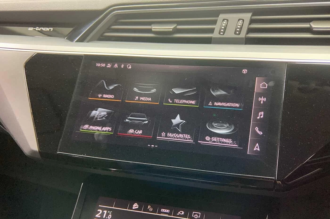 Audi-Q8-image-16