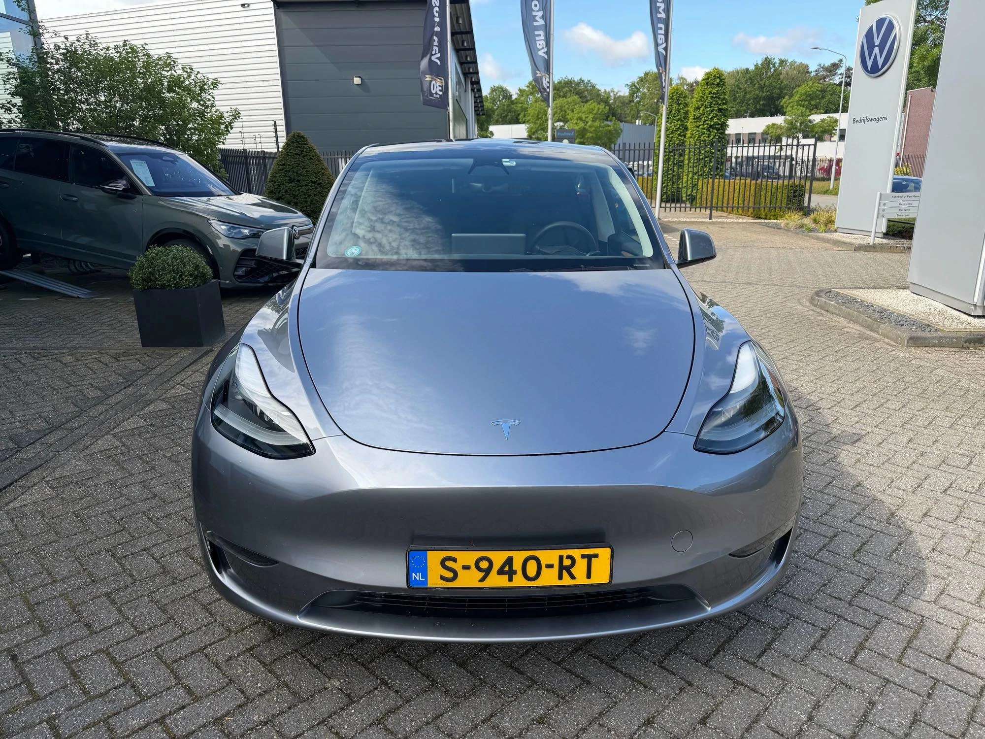Tesla-Model Y-image-1