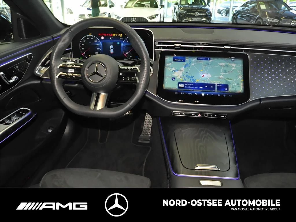 Mercedes-Benz E-Klasse 220 T d AMG DISTRO PANO 360° AHK ADV. NIGHT AMG Line