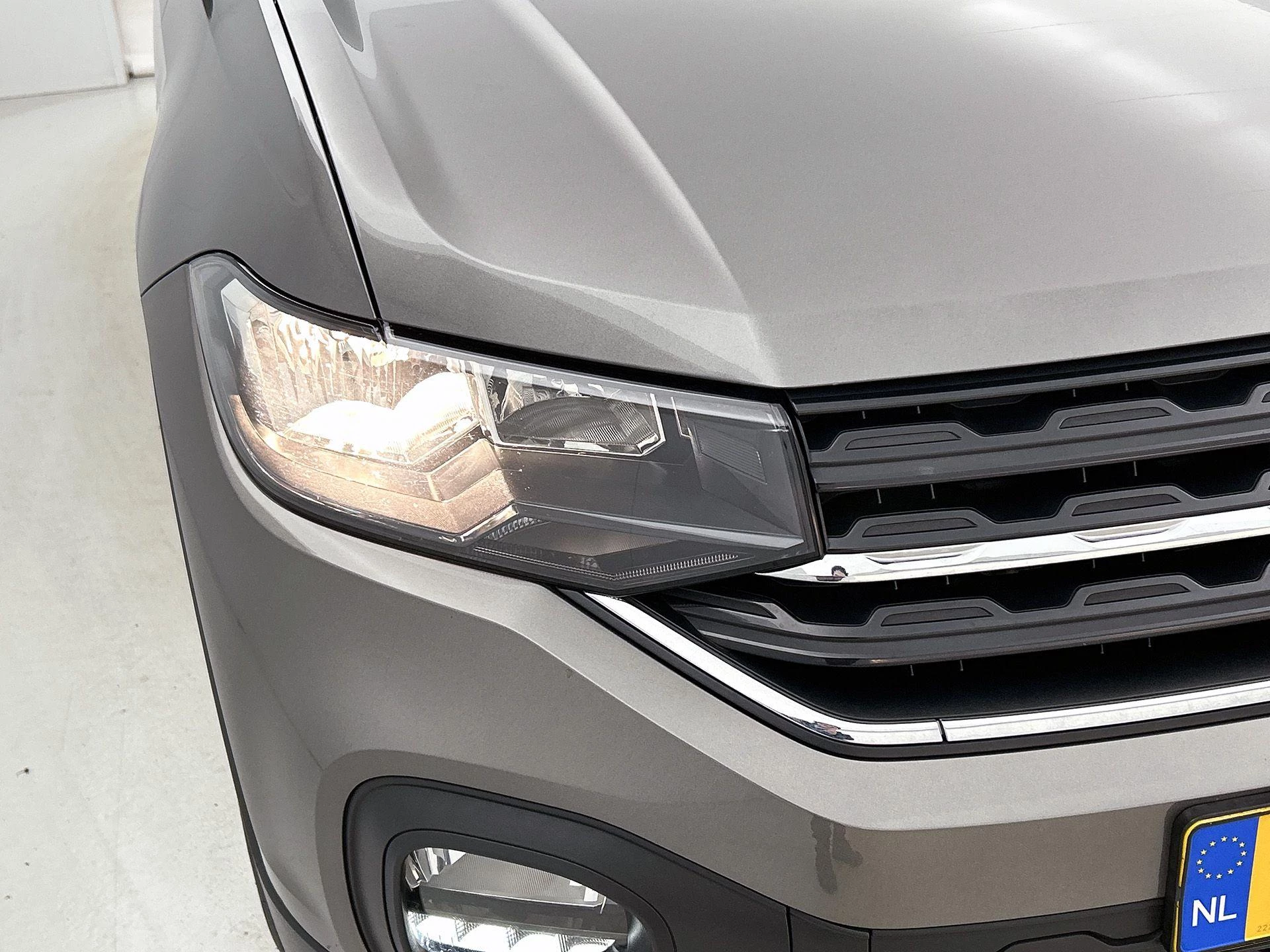 Volkswagen-T-Cross-image-14
