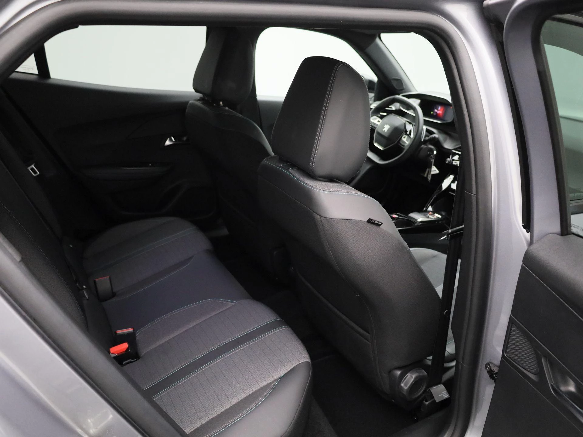 Peugeot-2008-image-31