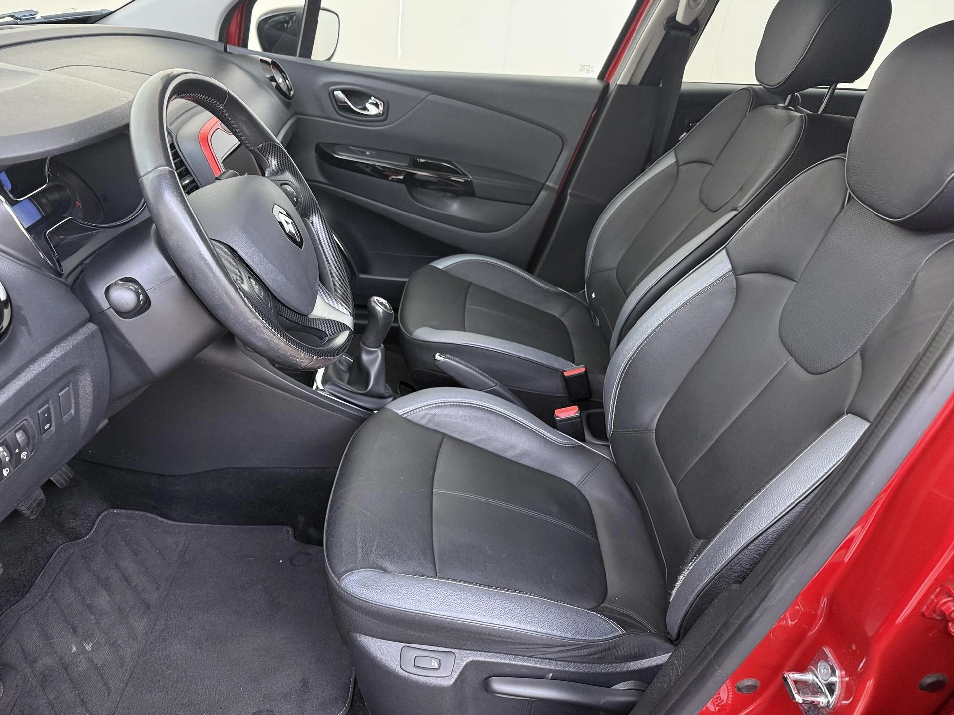 Renault-Captur-image-14