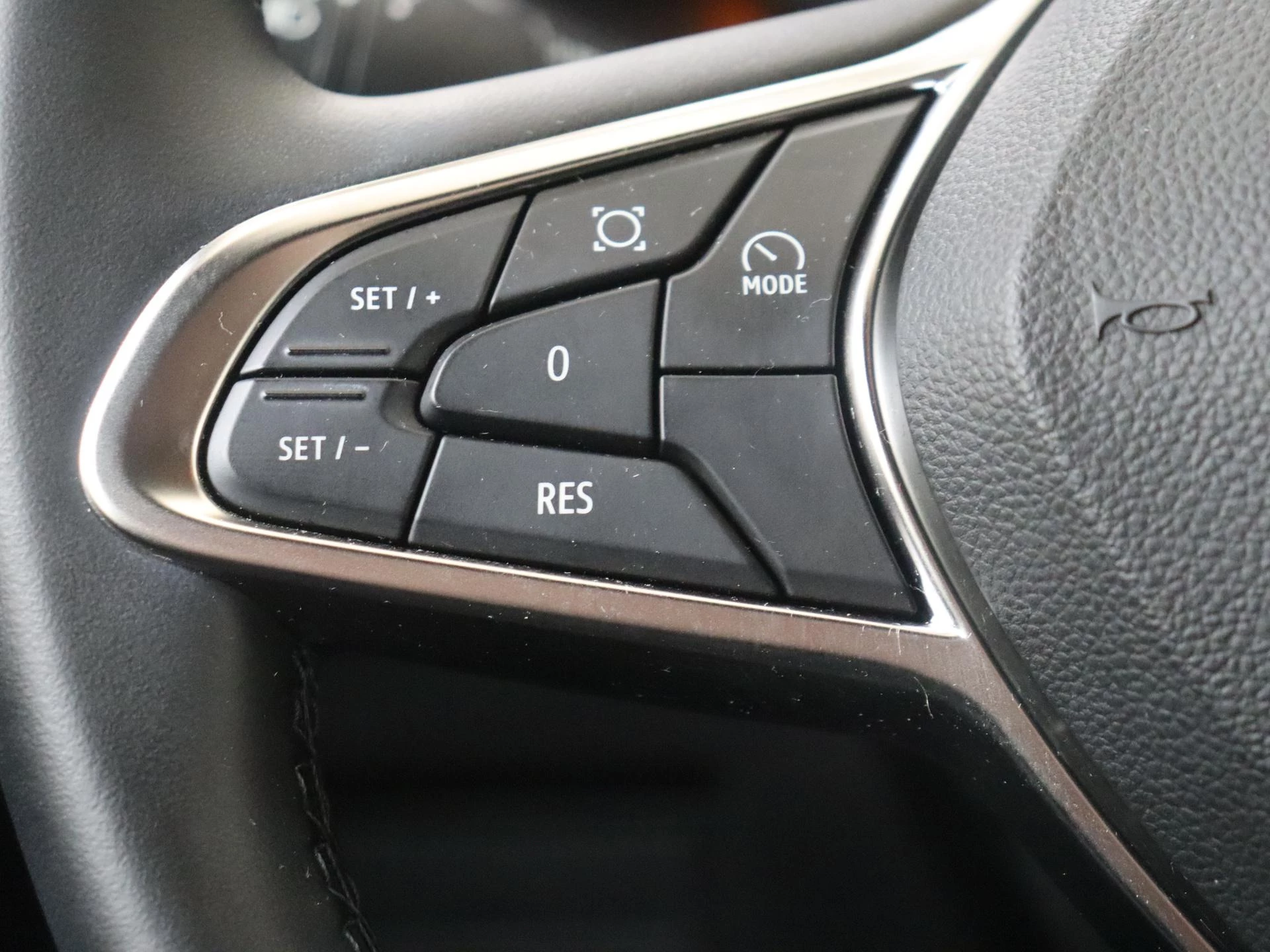 Renault-Captur-image-16