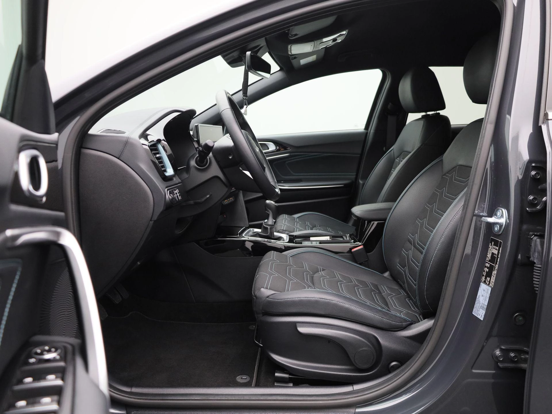 Kia-Ceed Sportswagon-image-12