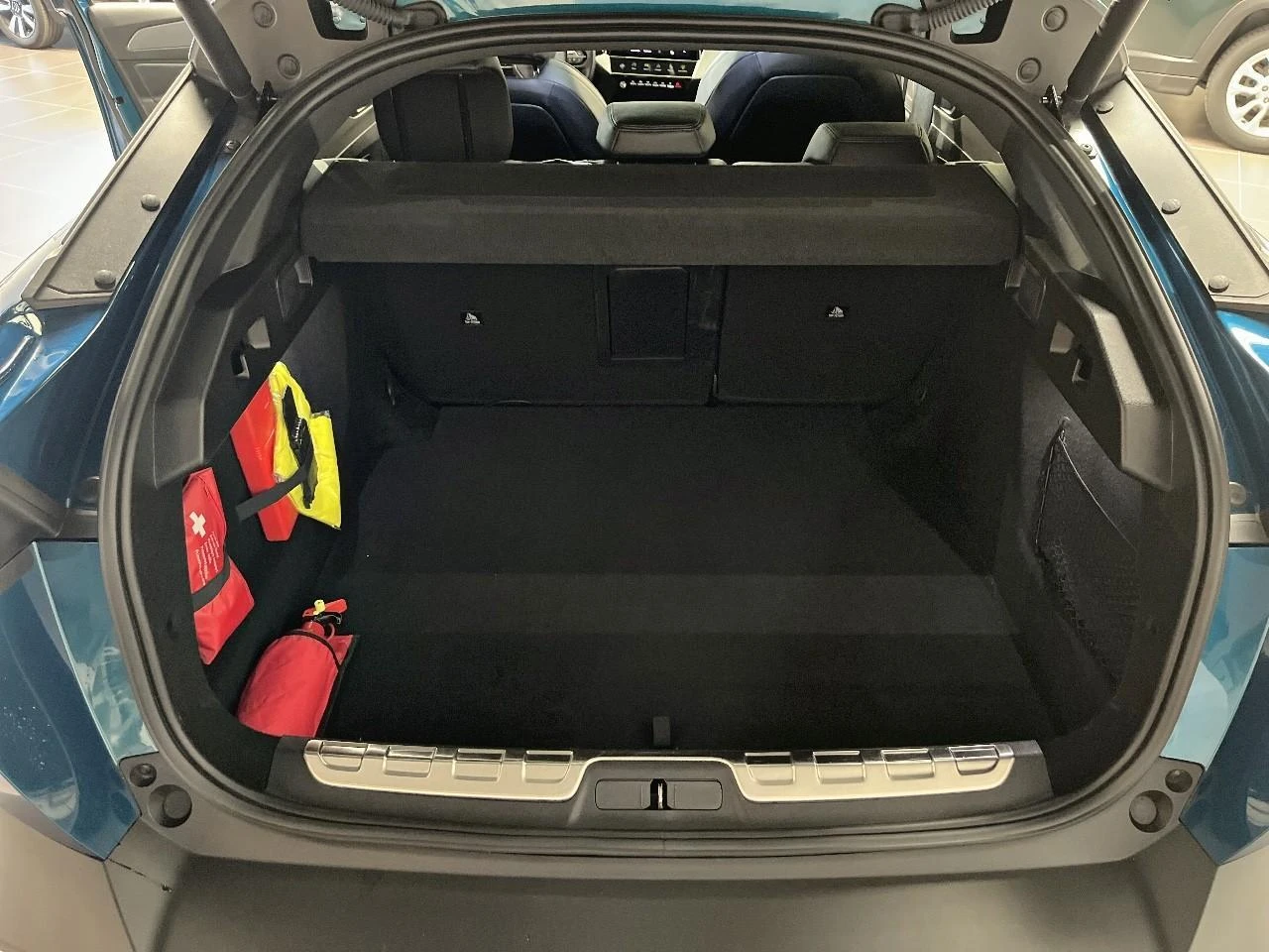 Peugeot-408-image-11