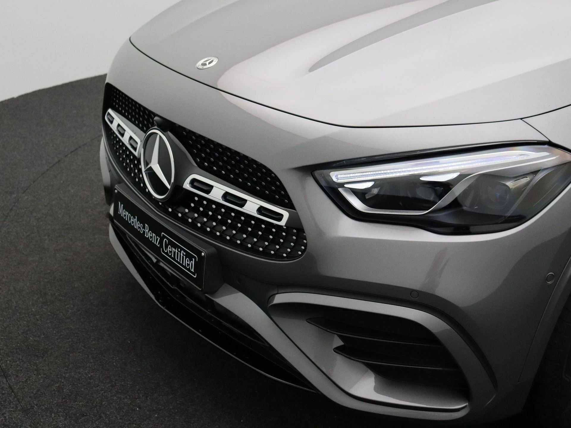 Mercedes-Benz-GLA-image-30