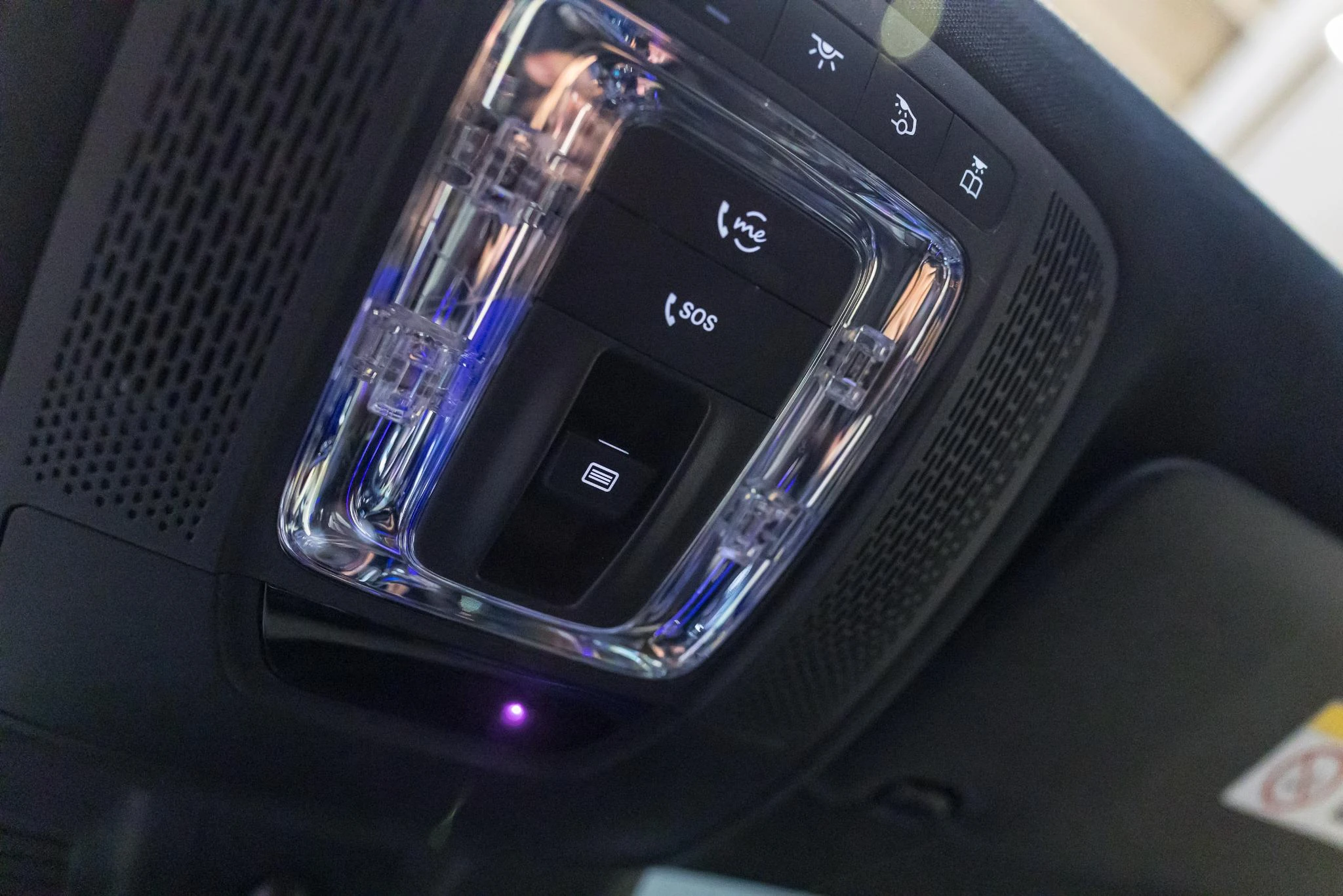 Mercedes-Benz-EQA-image-36