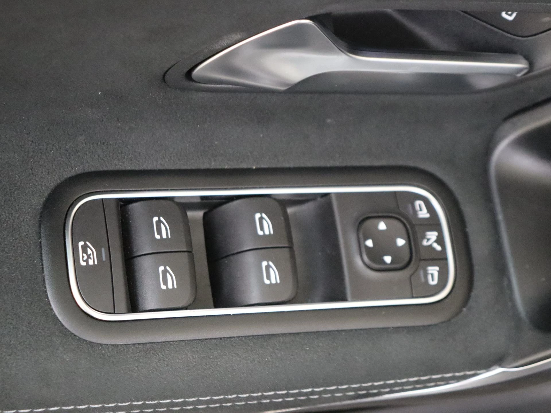 Mercedes-Benz-A-Klasse-image-26