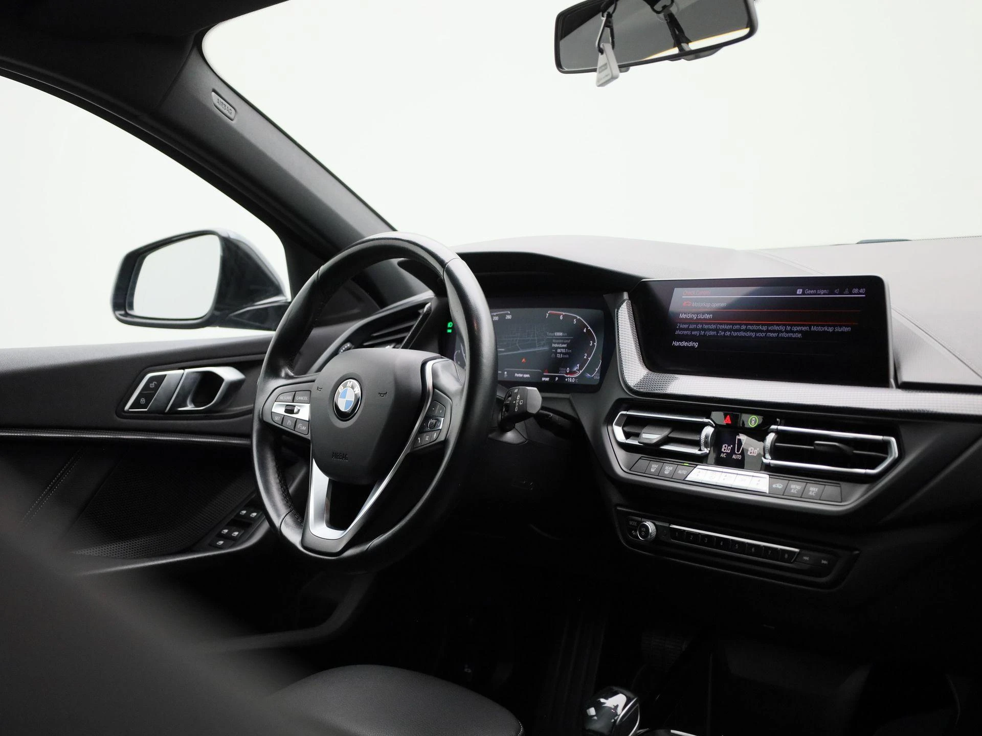 BMW-1 Serie-image-33