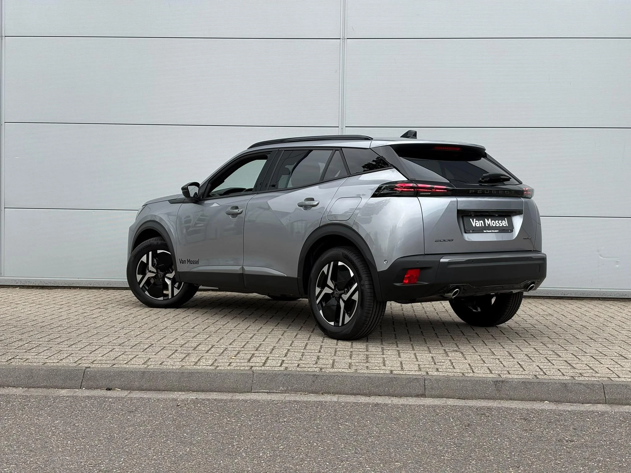 Peugeot-2008-image-3