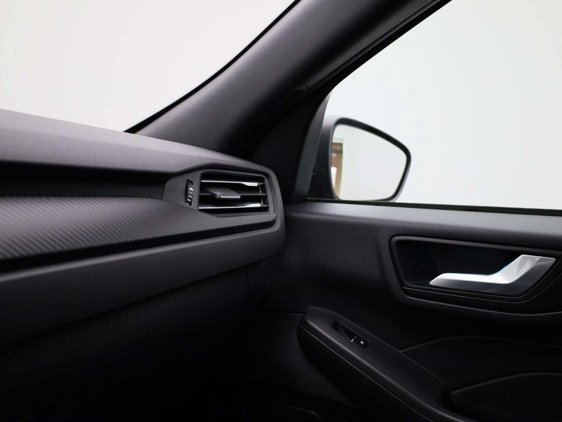 Ford-Kuga-image-28