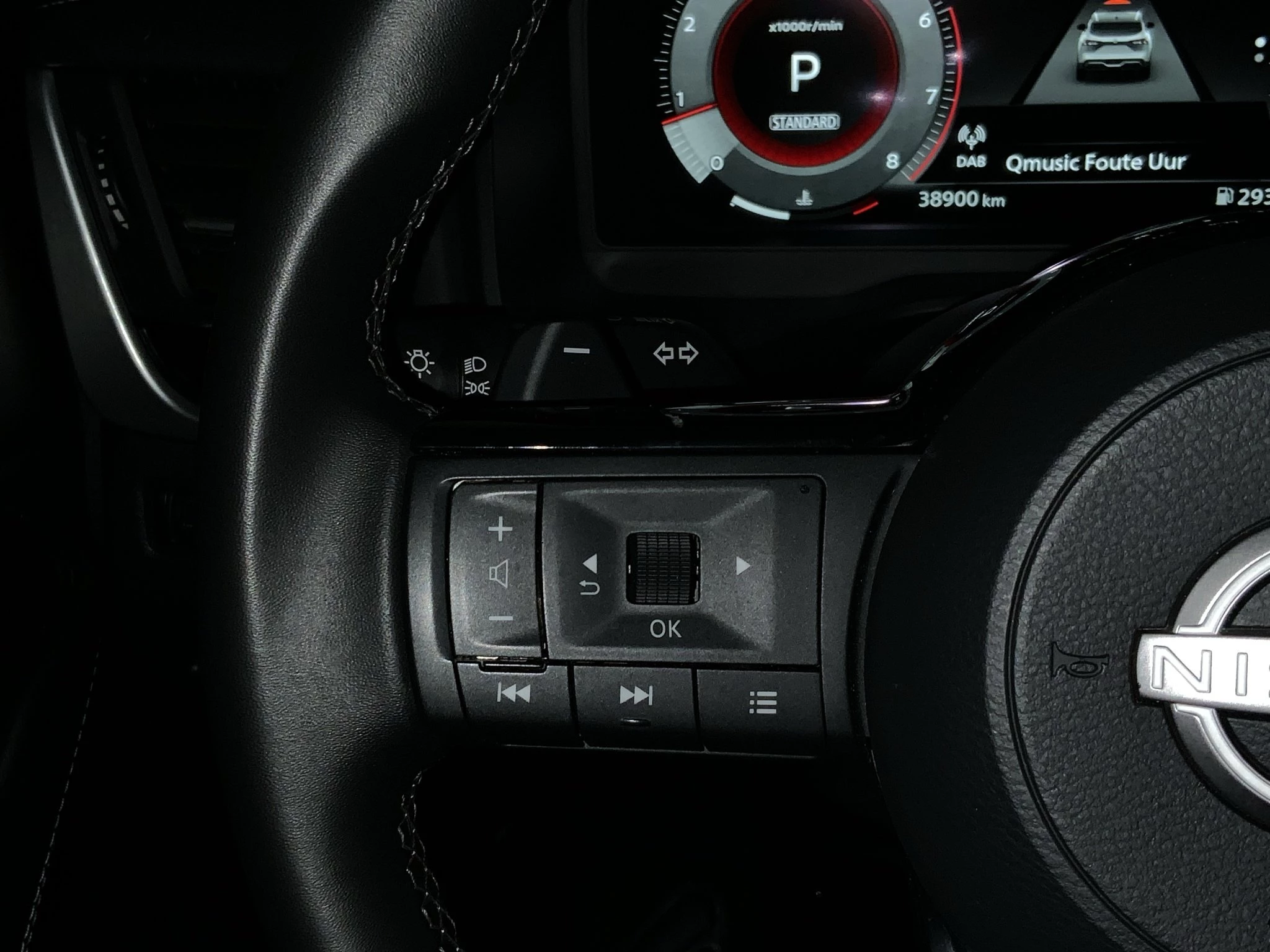 Nissan-QASHQAI-image-18