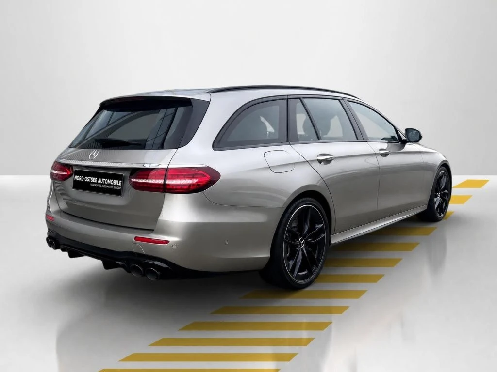 Mercedes-AMG-E-Klasse 53-image-14