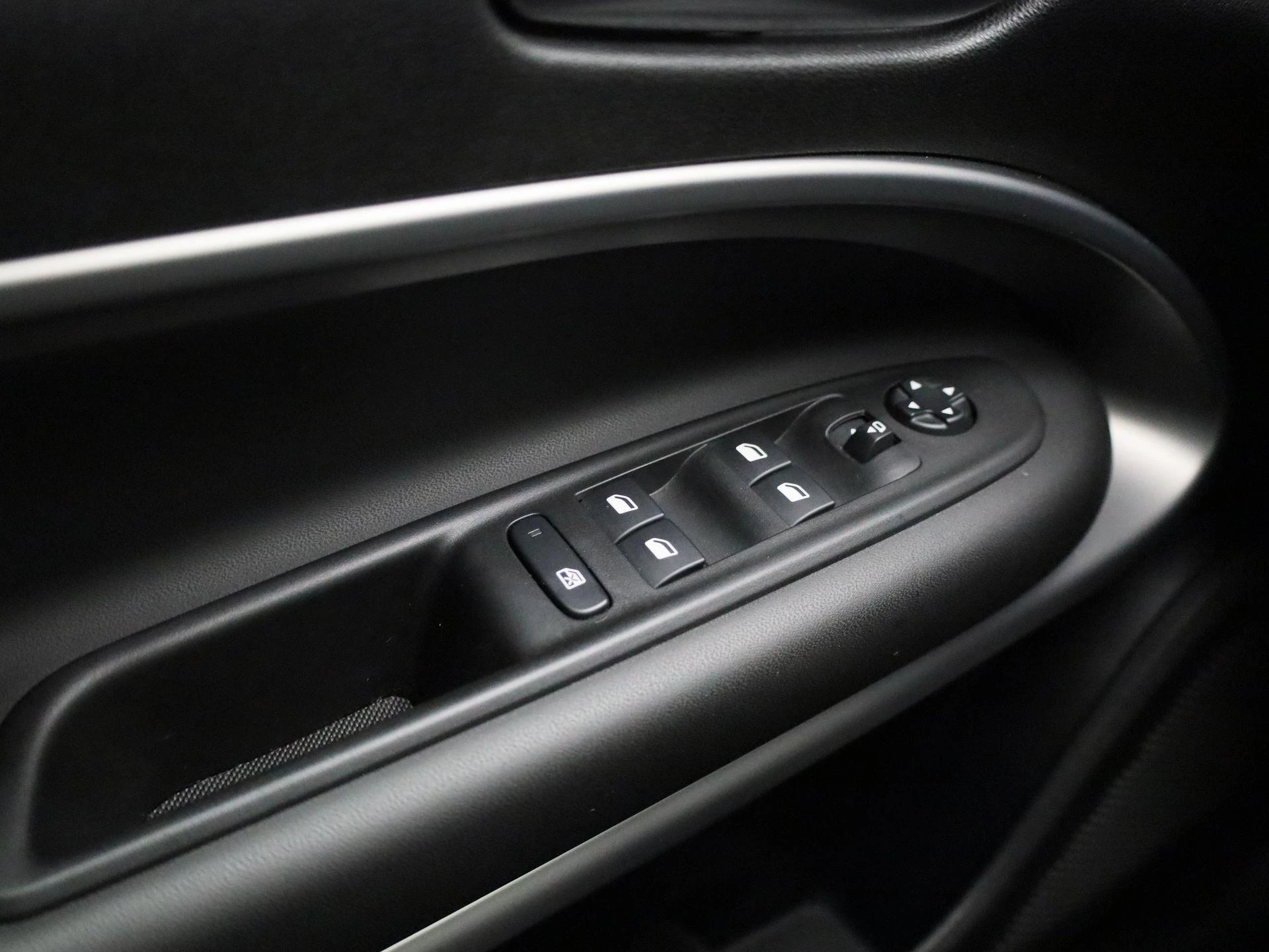 Jeep-Avenger-image-25