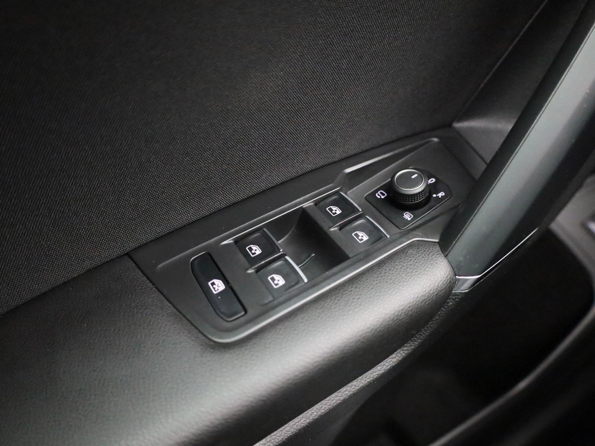 Volkswagen-Tiguan Allspace-image-25