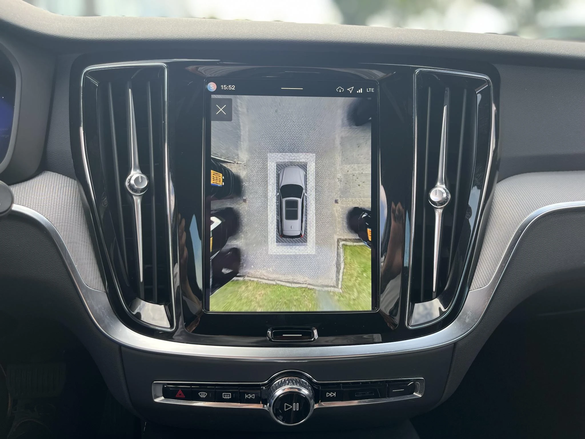Volvo-V60-image-25