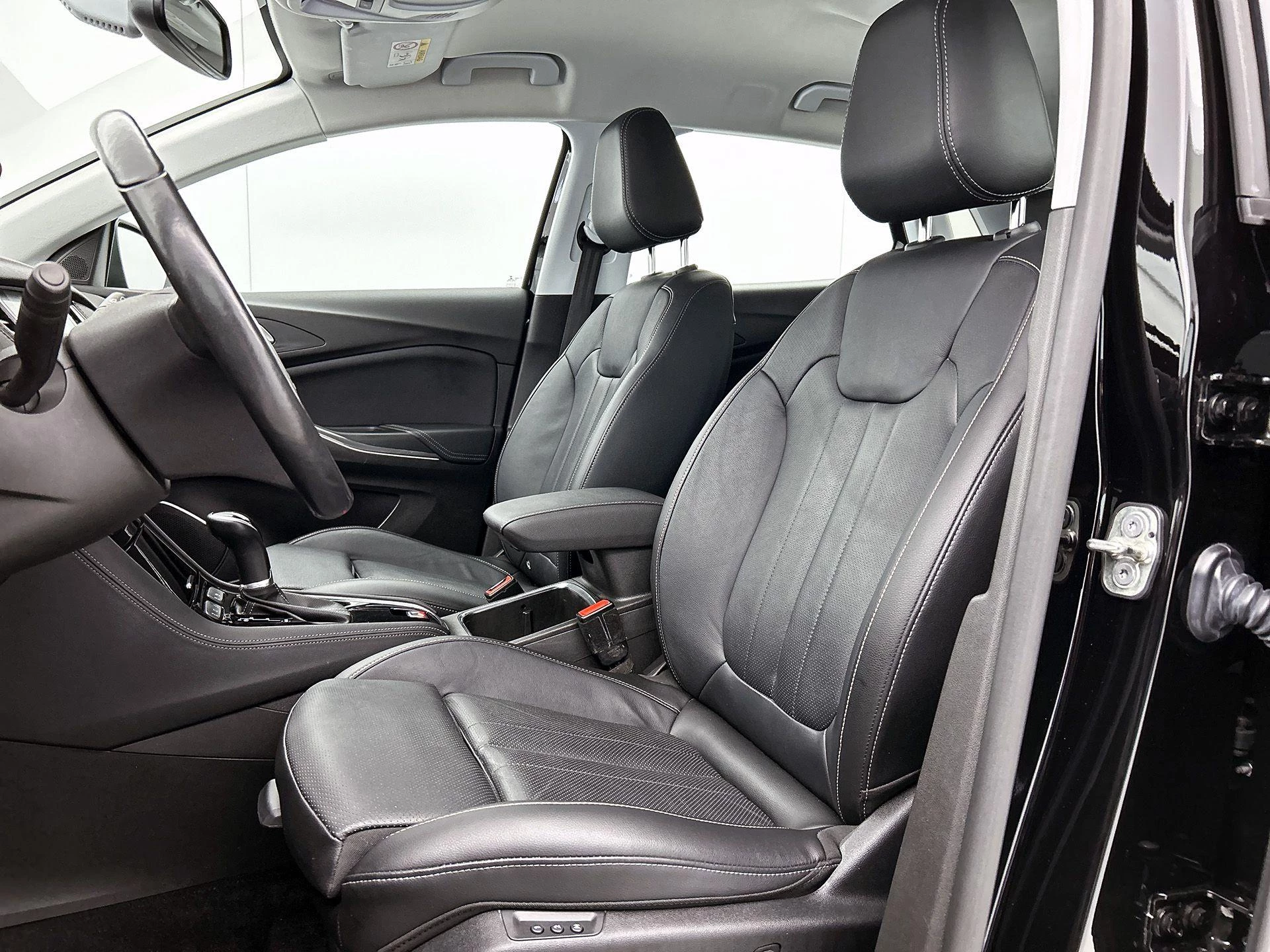 Opel-Grandland X-image-31