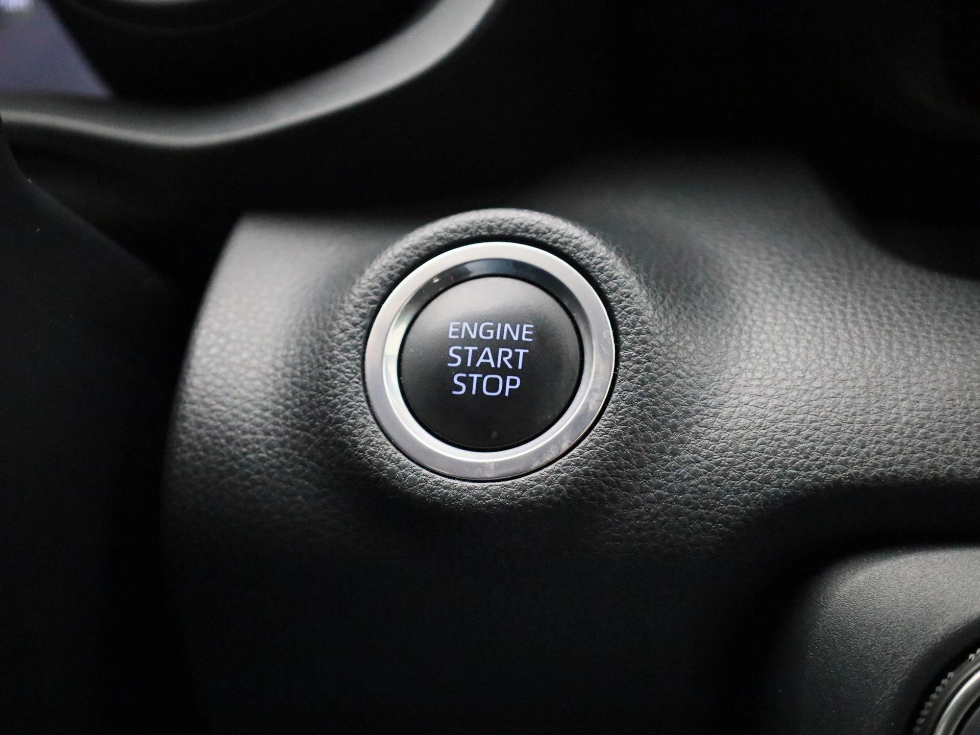Toyota-Yaris-image-19