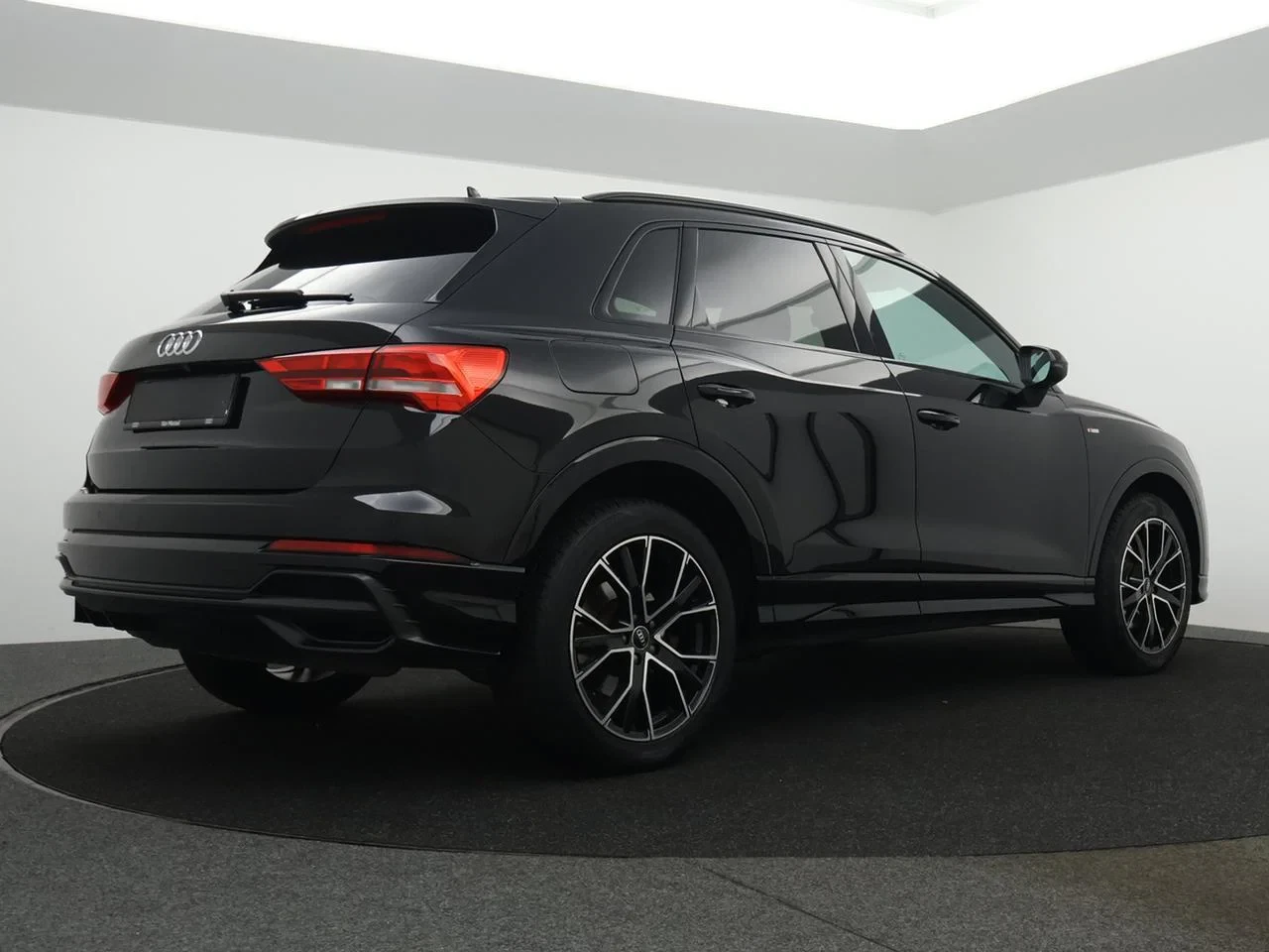 Audi-Q3-image-9