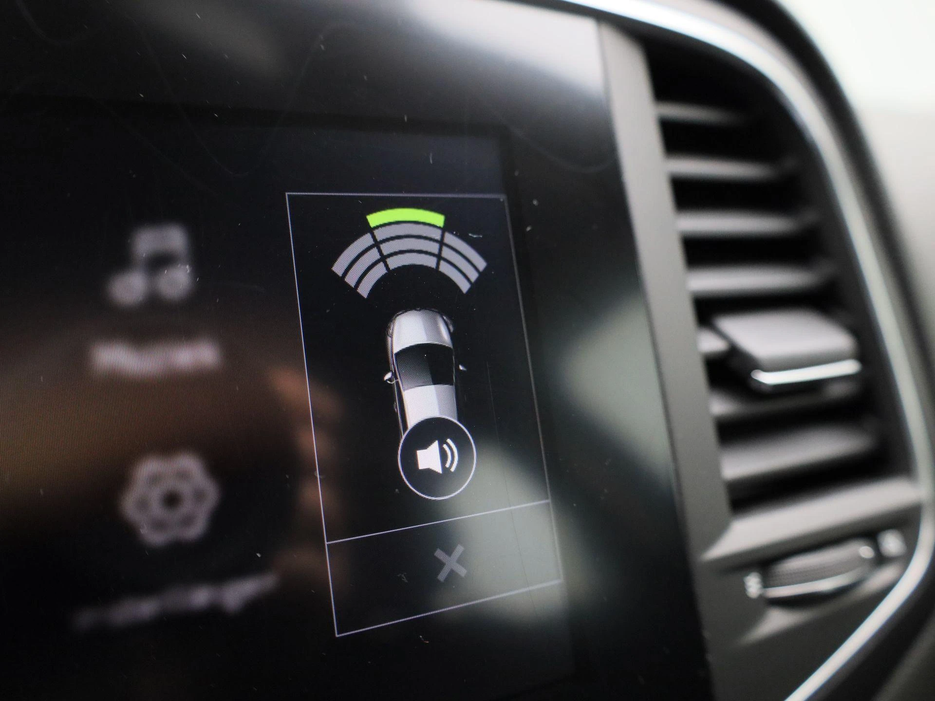 Renault-Megane E-Tech-image-26