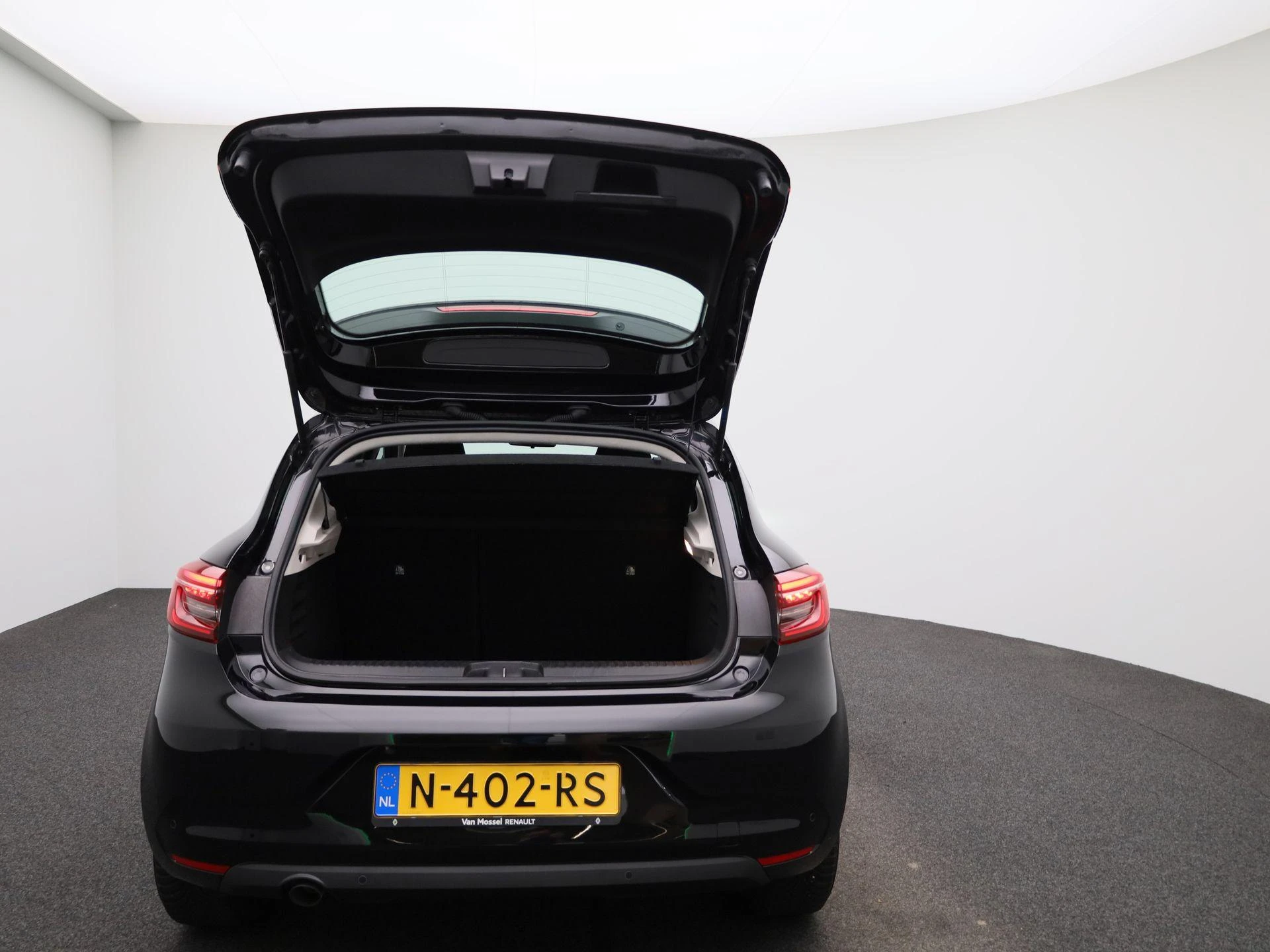 Renault-Clio-image-10