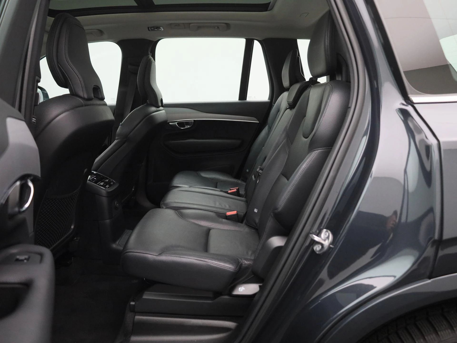 Volvo-XC90-image-11