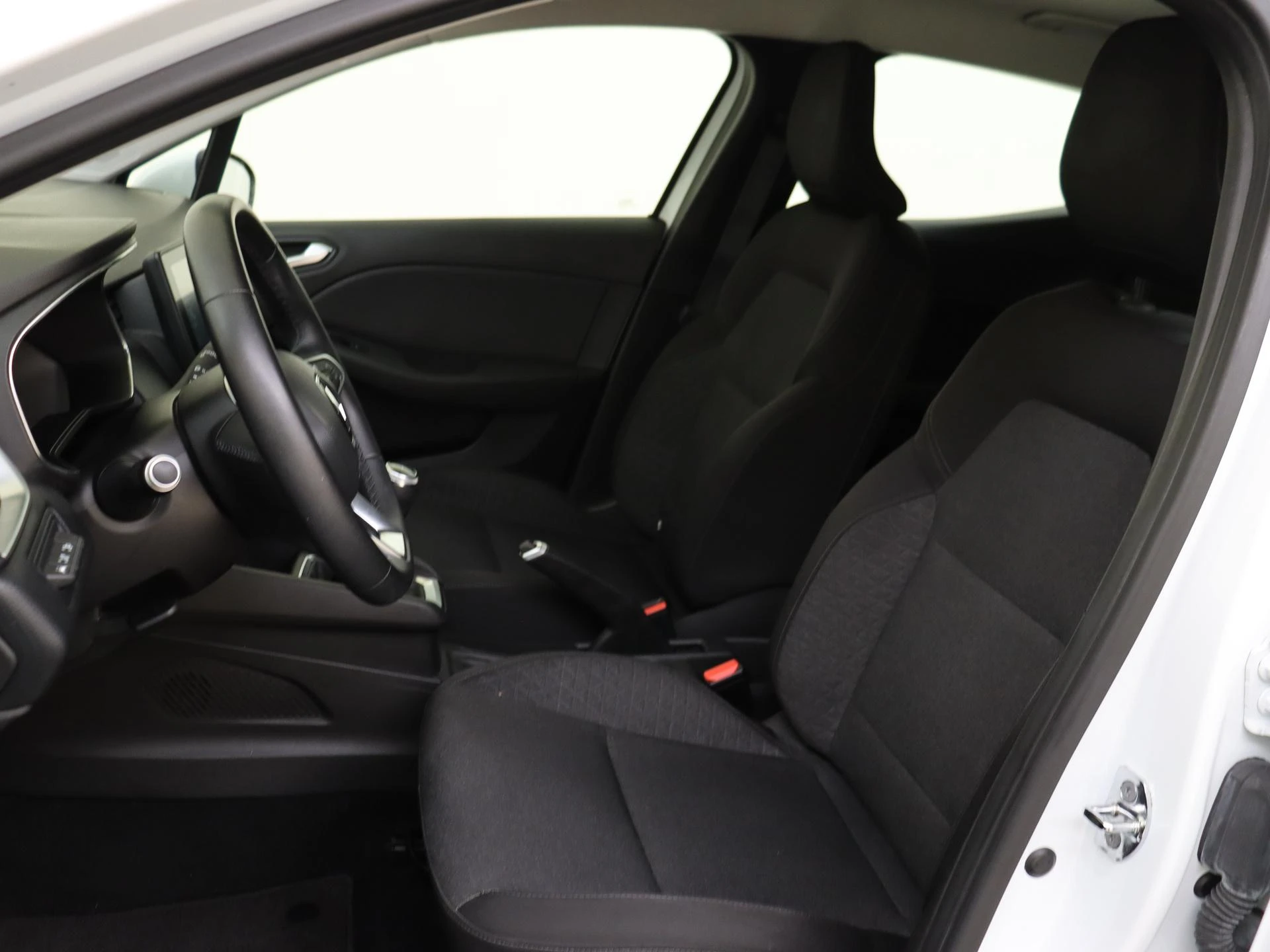 Renault-Clio-image-14