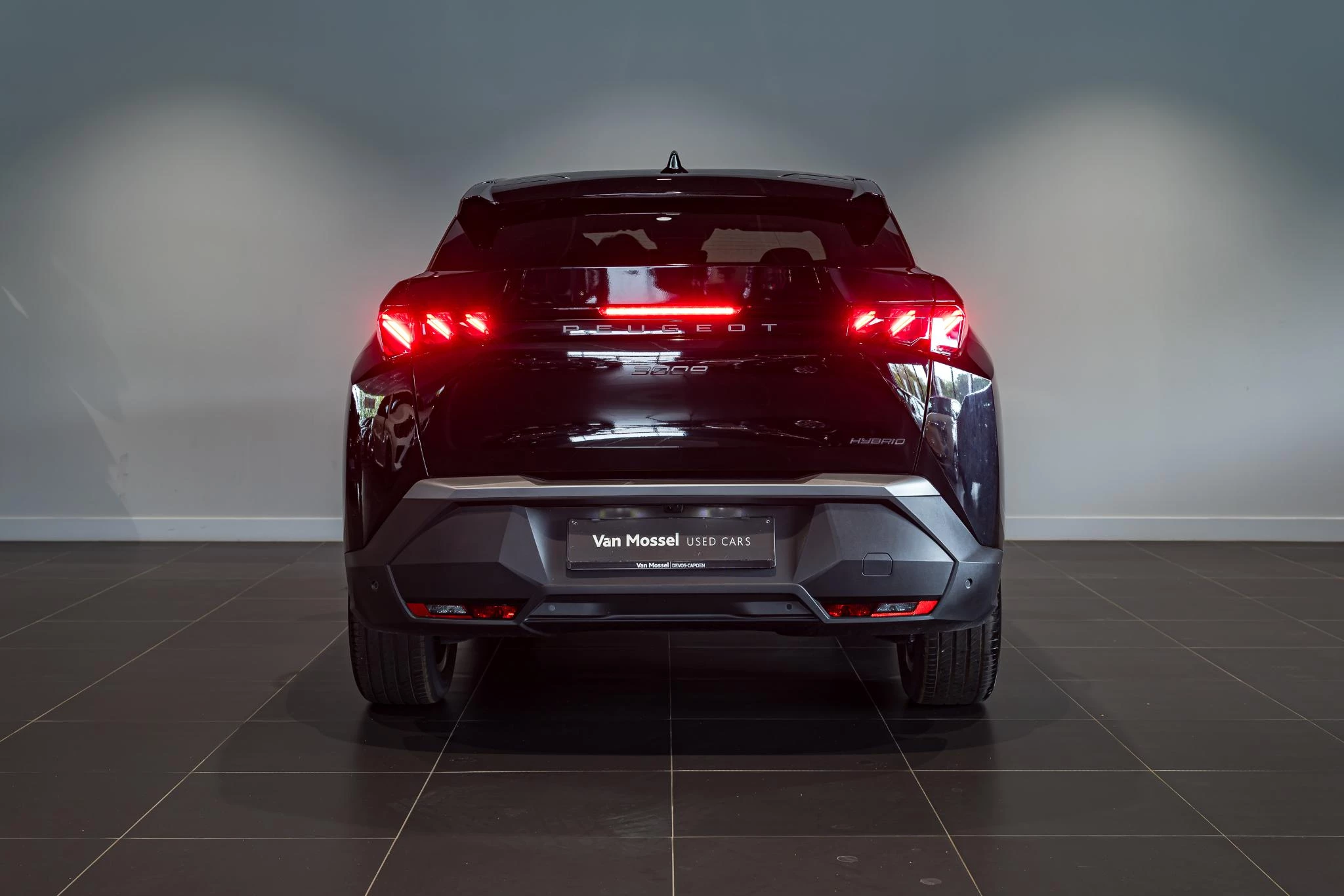 Peugeot 3008 1.2 HYBRID 145 e-DSC6 GT