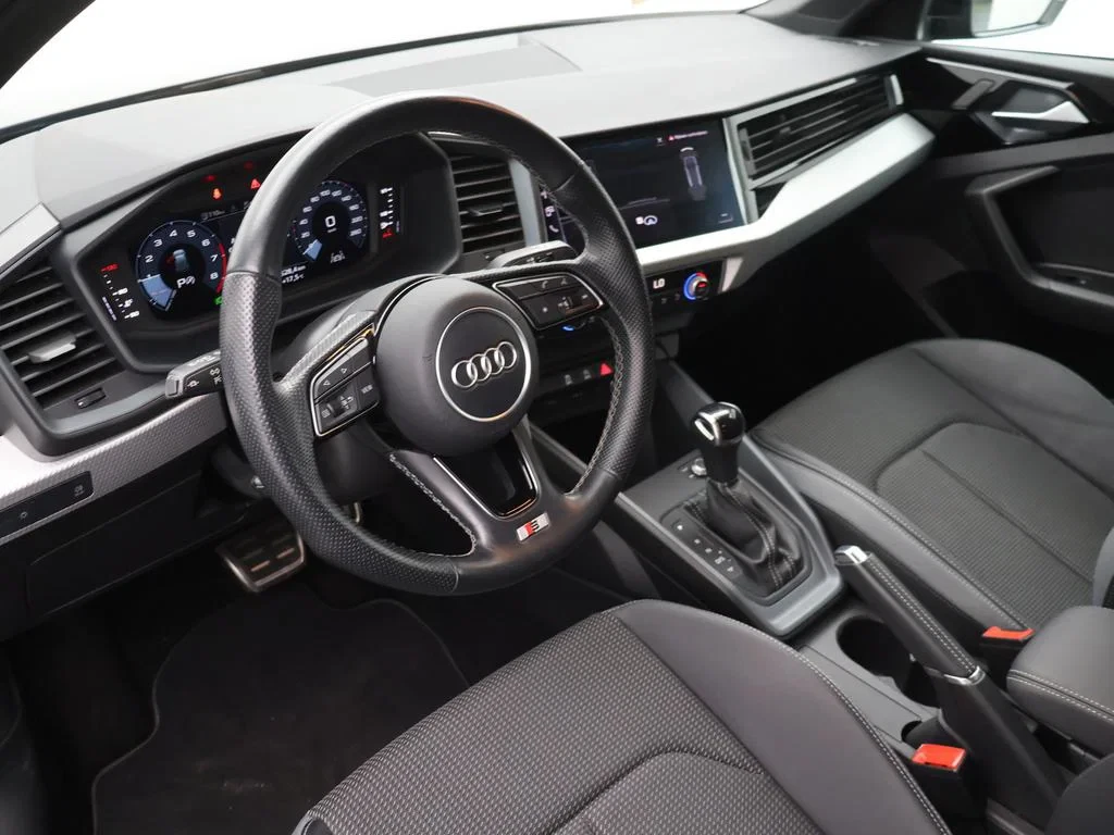 Audi-A1 Sportback-image-16