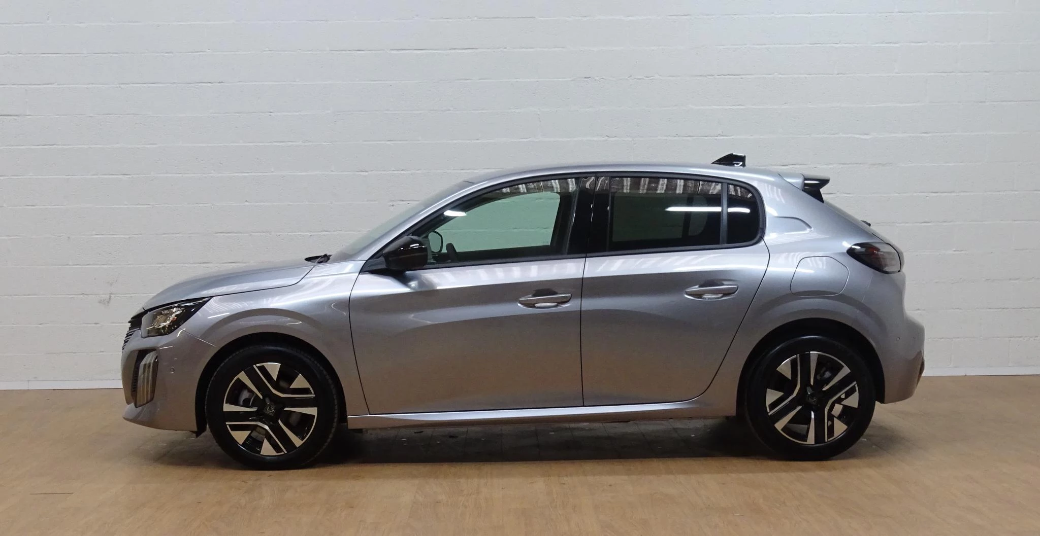 Peugeot-208-image-8