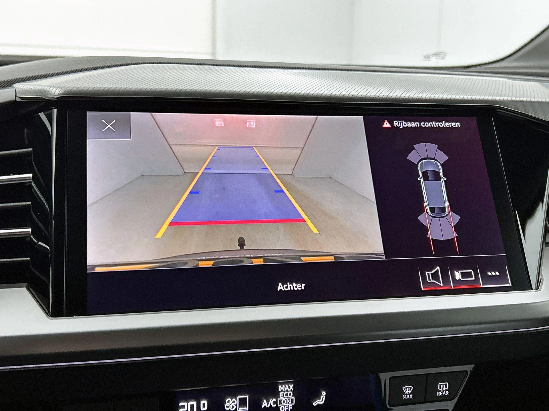 Audi-Q4 Sportback e-tron-image-20
