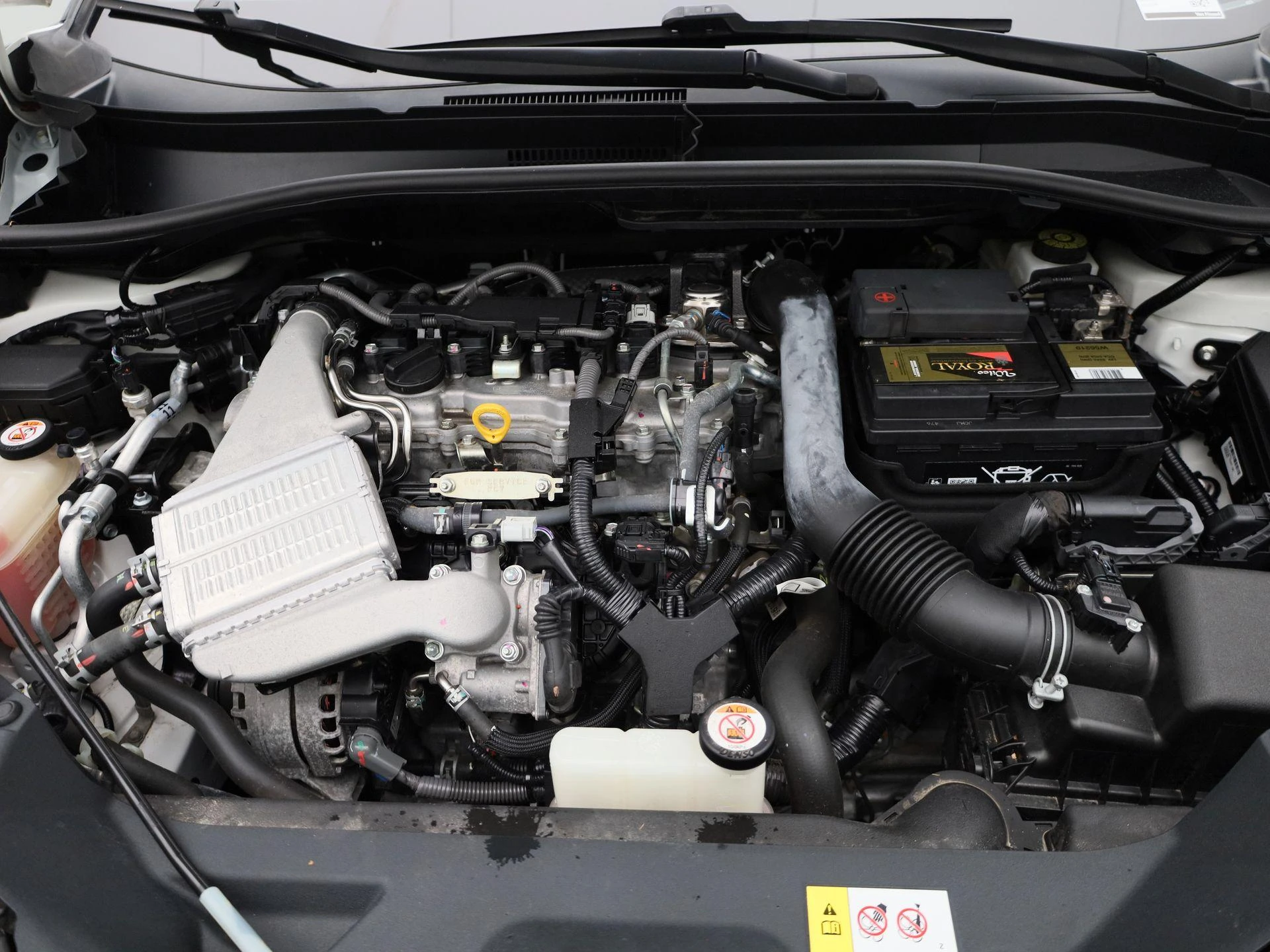 Toyota-C-HR-image-29
