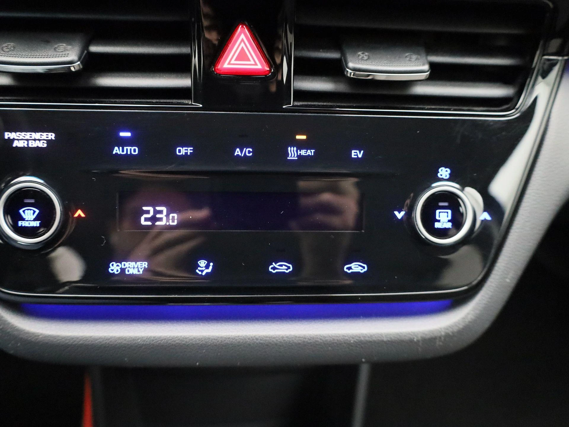 Hyundai-IONIQ-image-22