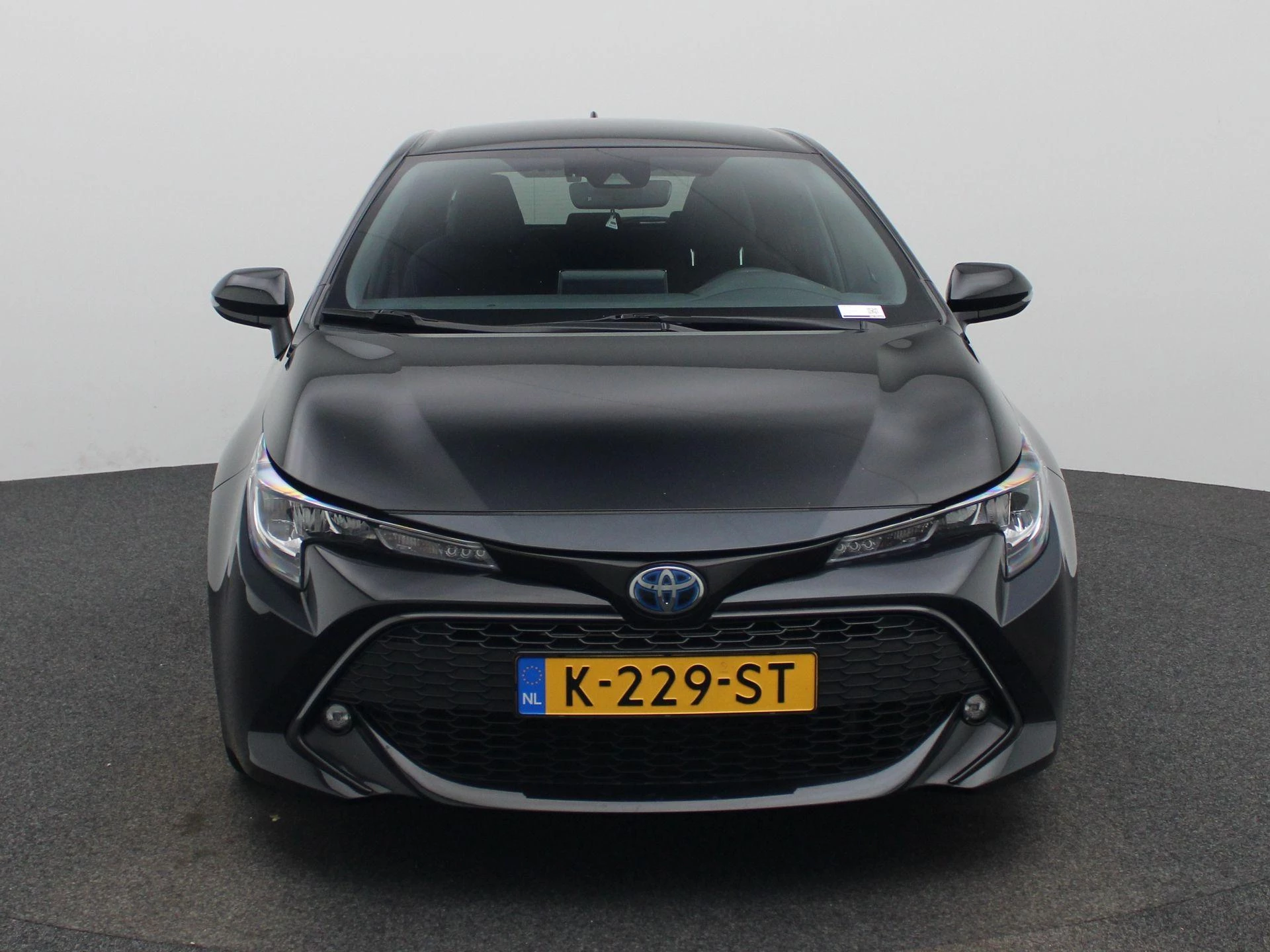 Toyota Corolla 1.8 Hybrid Business Plus