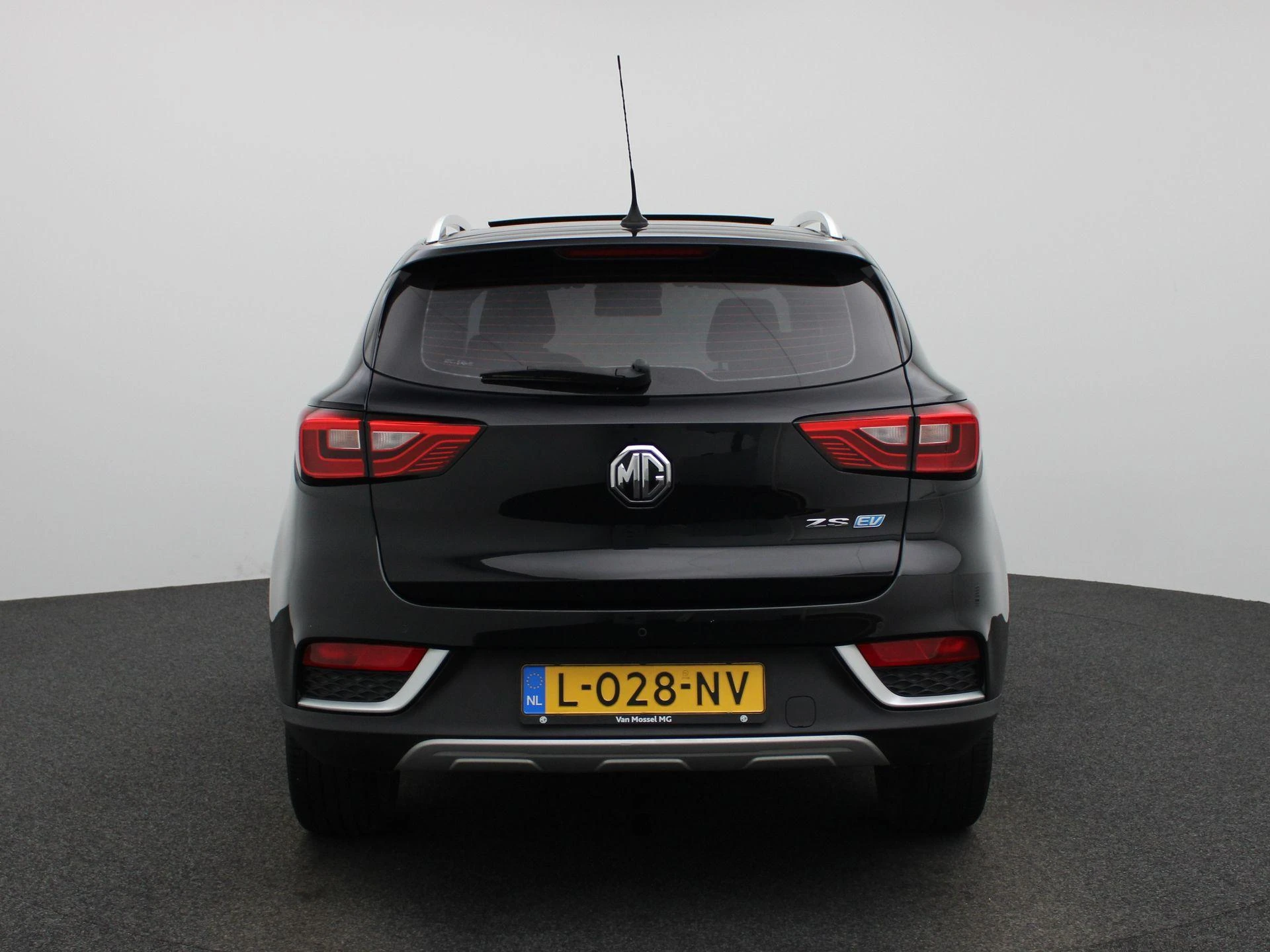 MG-ZS EV-image-5