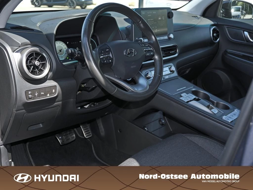 Hyundai Kona TREND ELEKTRO 2WD KAMERA LED SPUR PDC TEMPO Trend