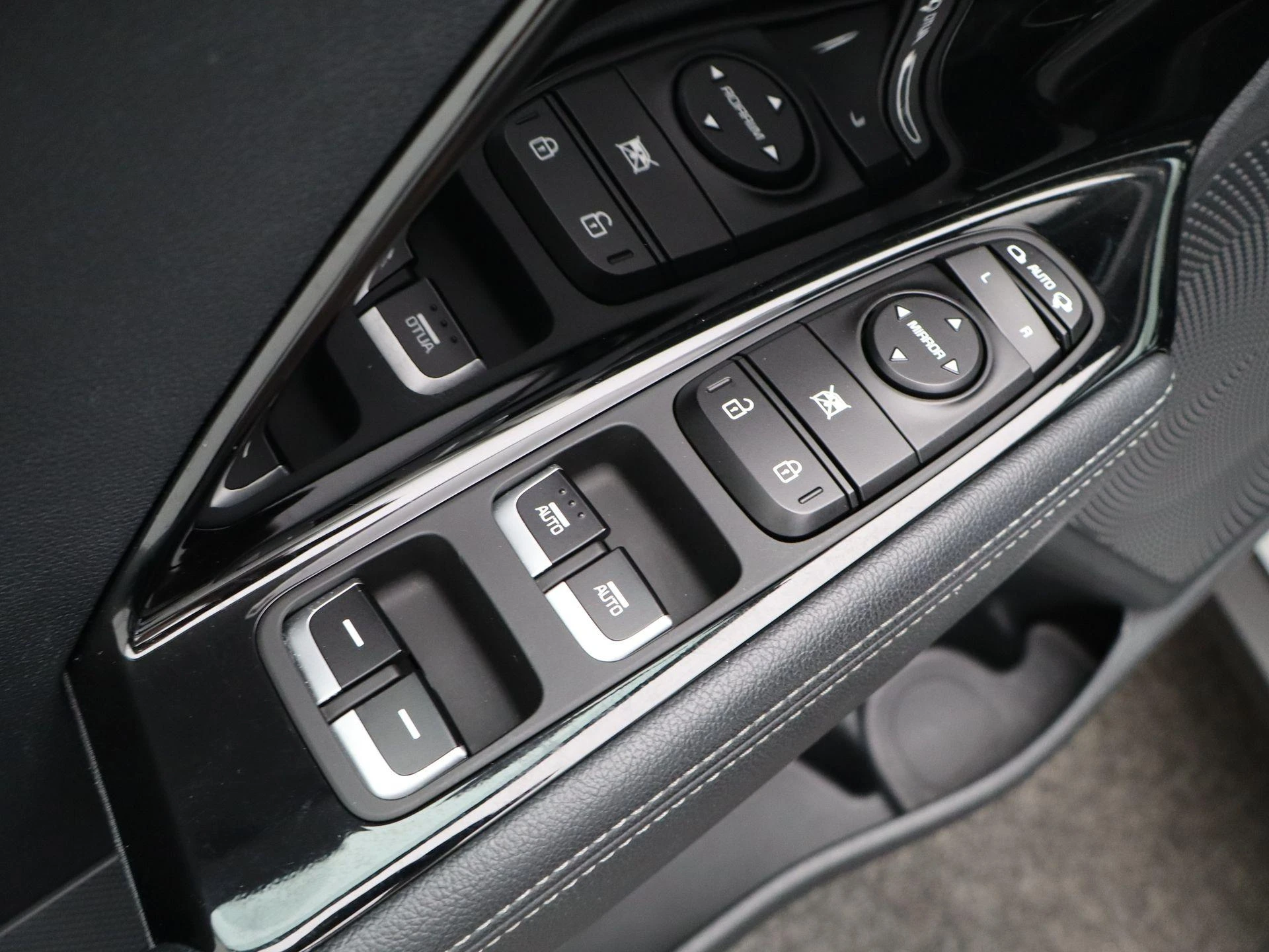 Kia-Niro-image-22