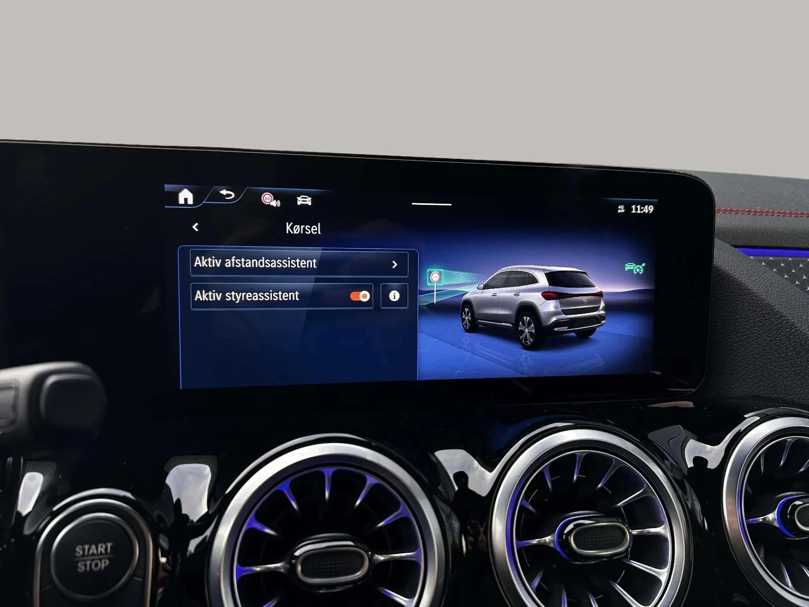 Mercedes-Benz-EQA-image-12