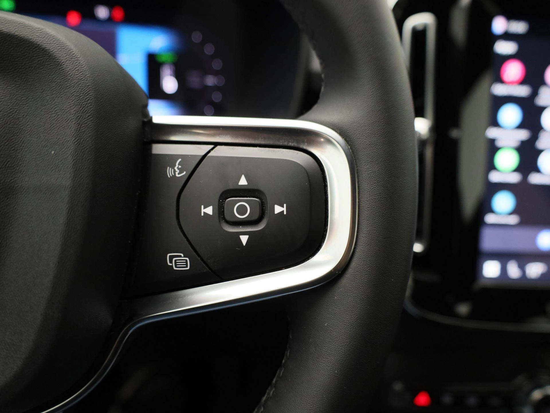 Volvo-XC40-image-17
