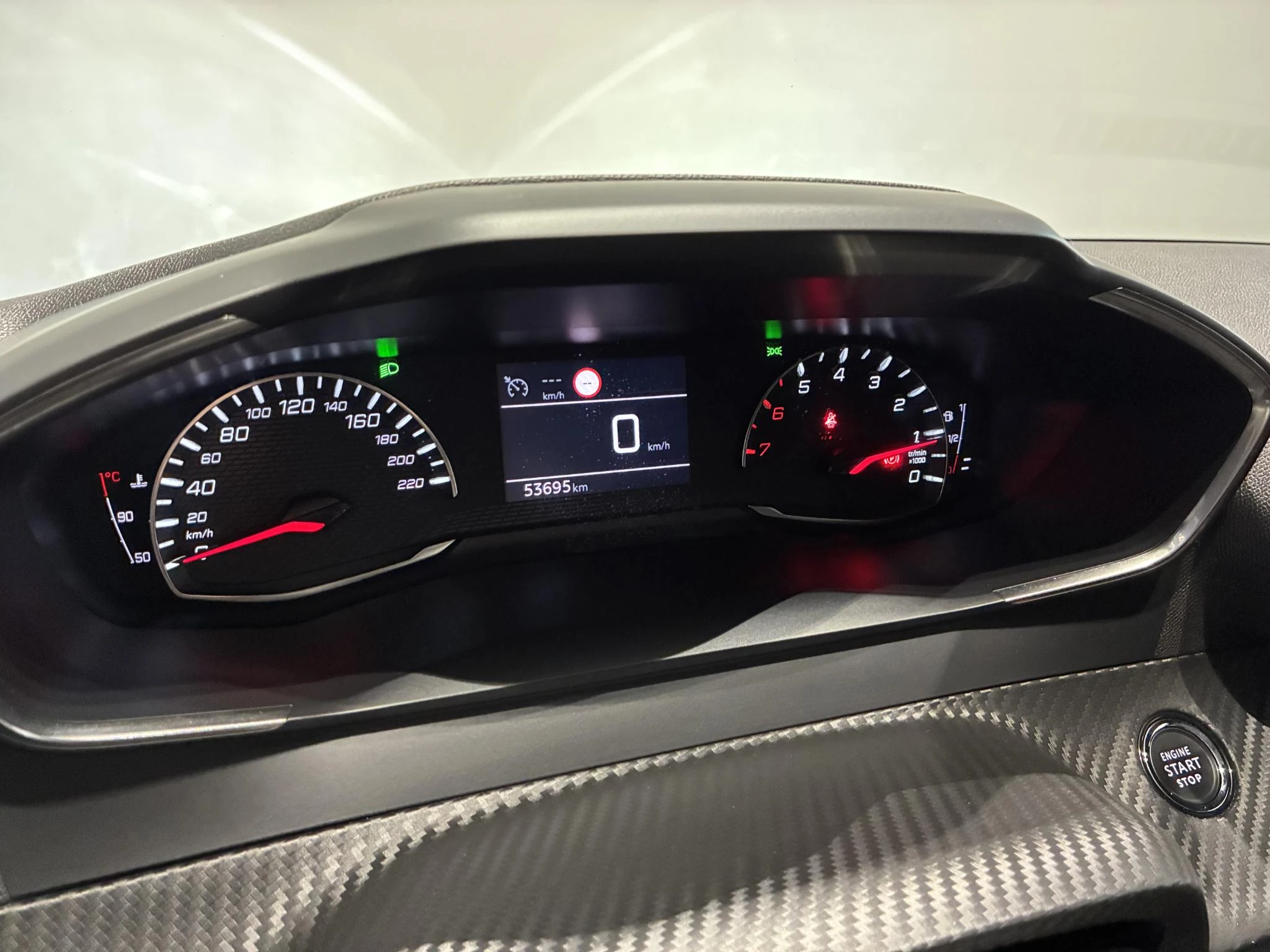 Peugeot-208-image-9