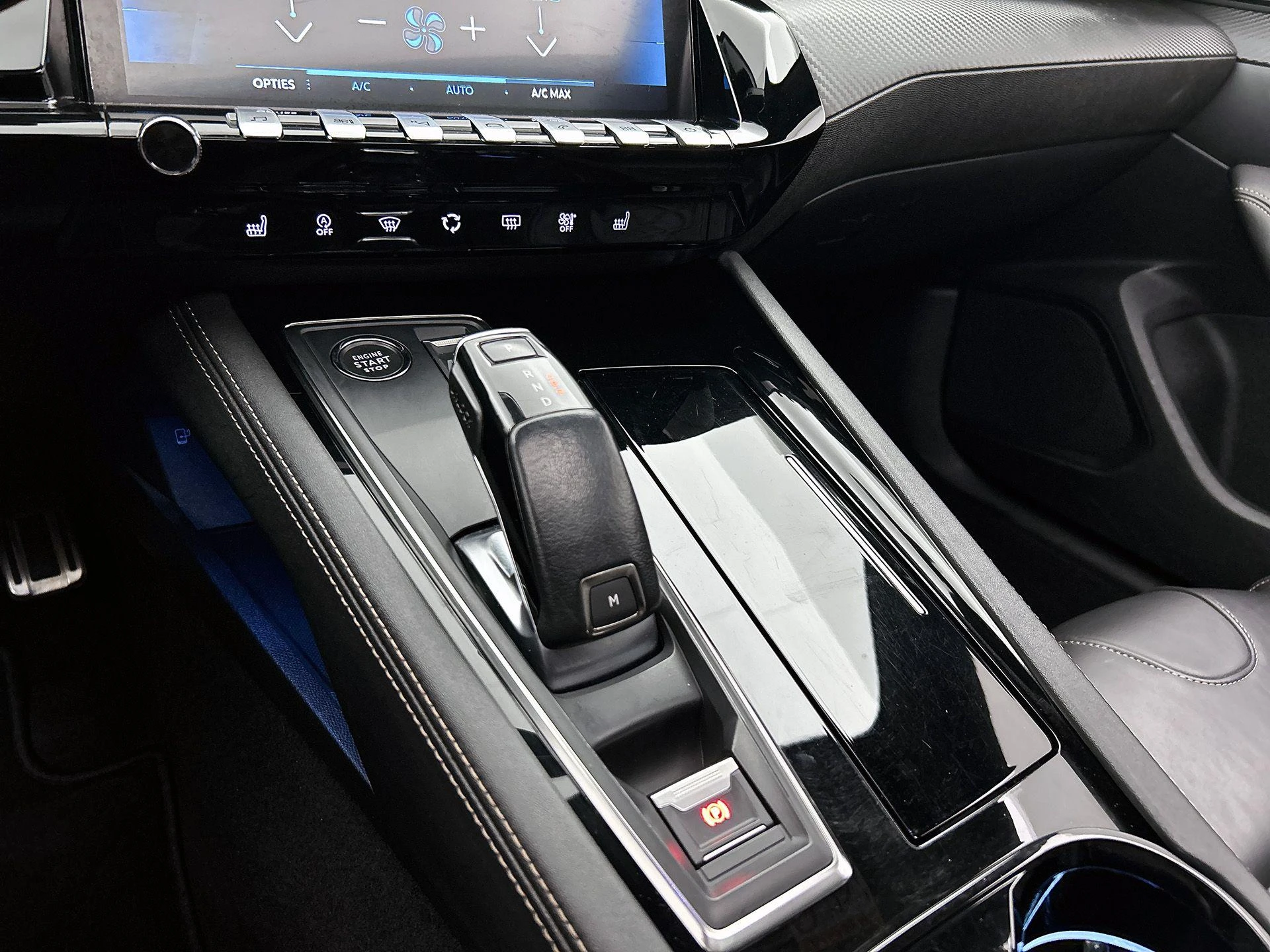 Peugeot-508-image-25